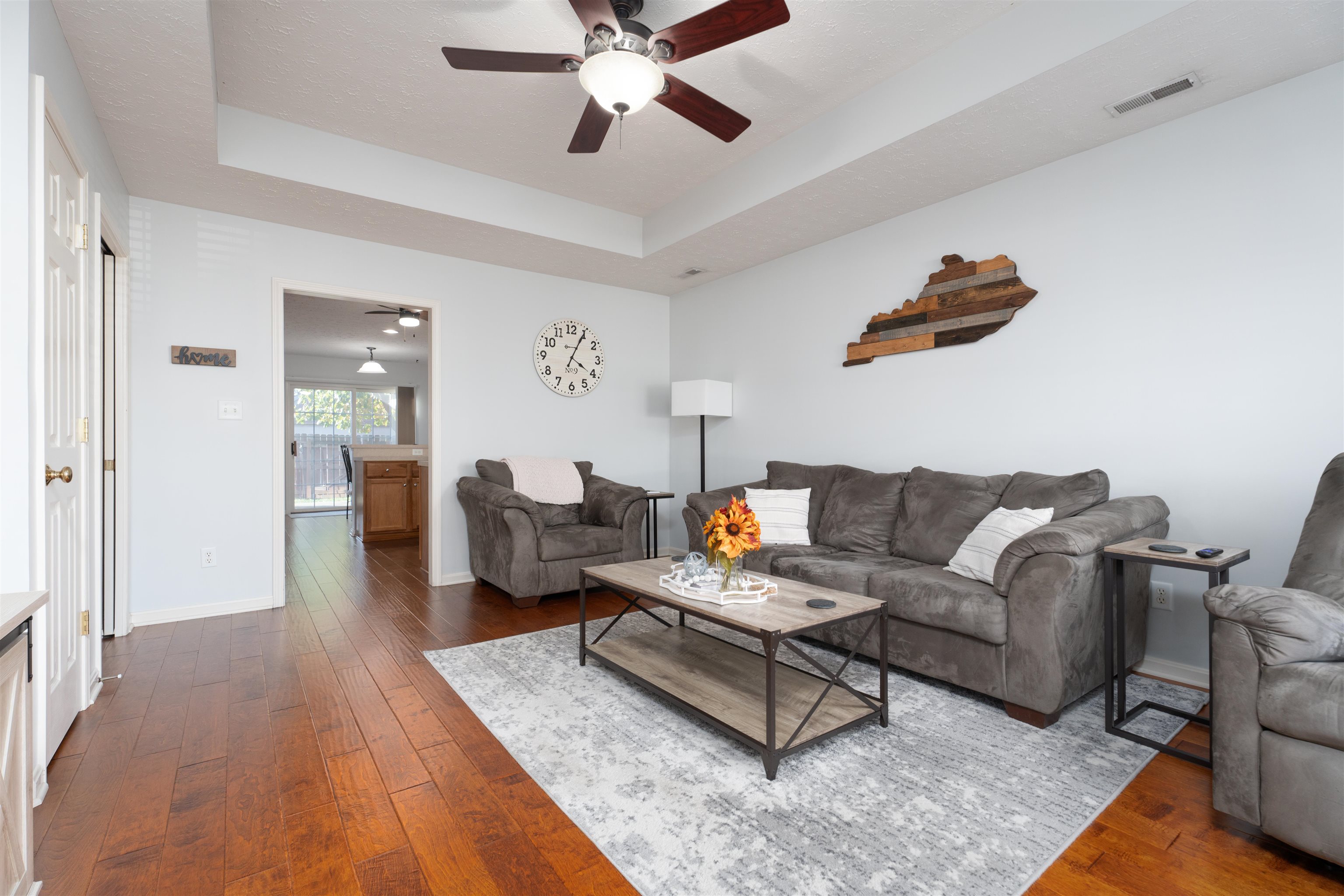 2314 Triple Crown Way, Owensboro, Kentucky 42301, 3 Bedrooms Bedrooms, ,2 BathroomsBathrooms,Single Family Residence,For Sale,Triple Crown Way,90981