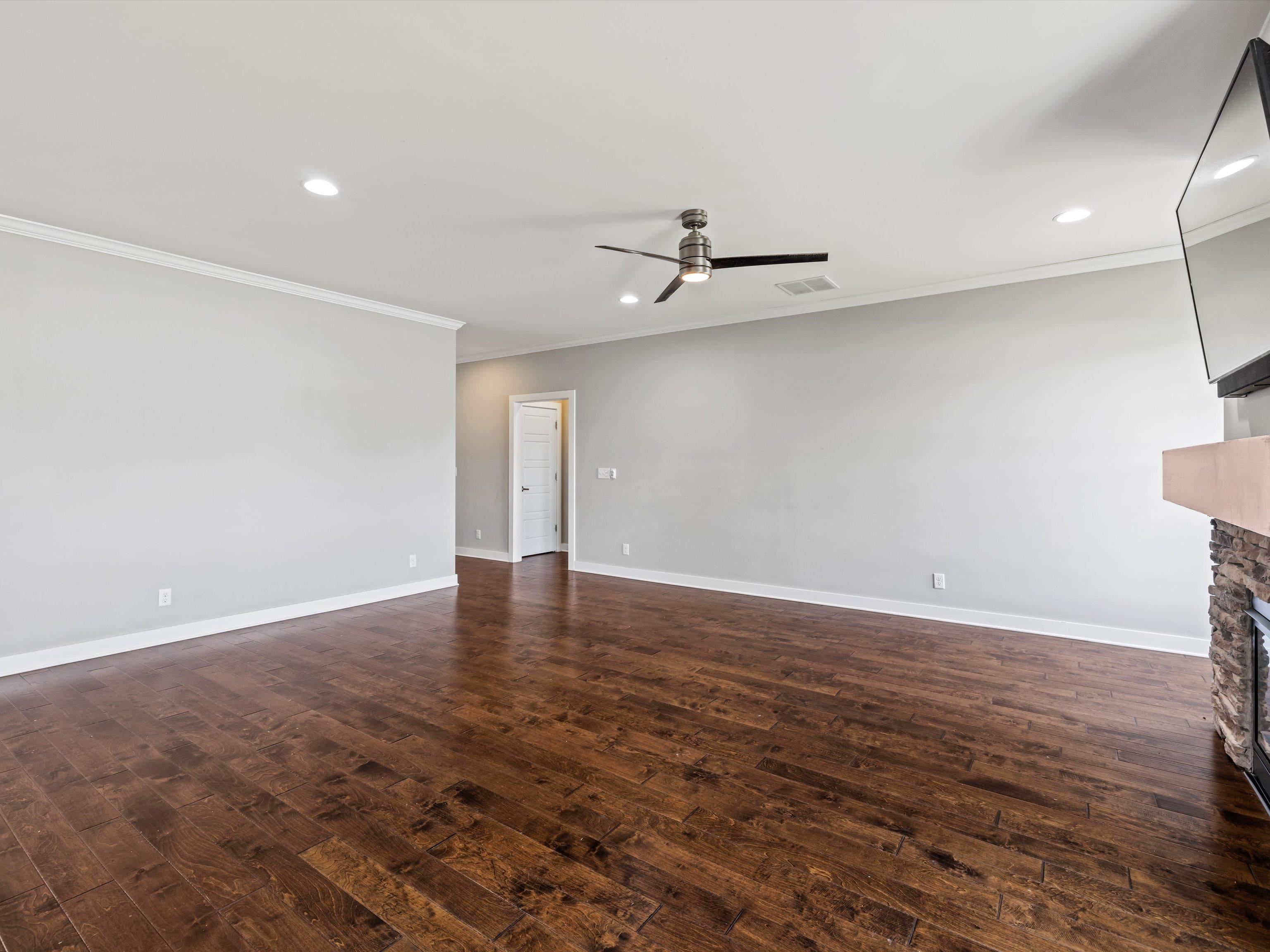 2261 Deer Valley Blvd, Utica, Kentucky 42376, 4 Bedrooms Bedrooms, ,2 BathroomsBathrooms,Single Family Residence,For Sale,Deer Valley Blvd,90984