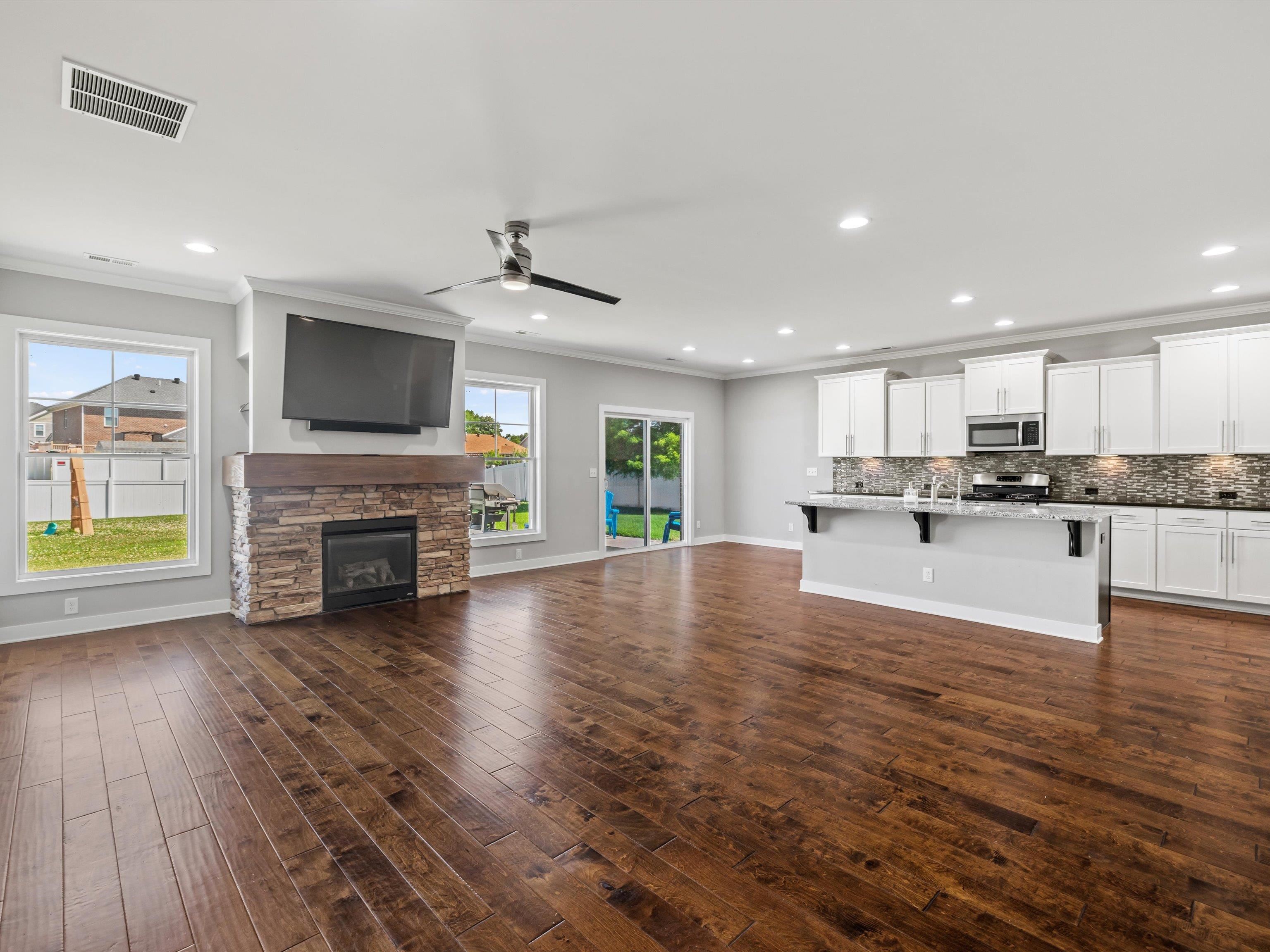 2261 Deer Valley Blvd, Utica, Kentucky 42376, 4 Bedrooms Bedrooms, ,2 BathroomsBathrooms,Single Family Residence,For Sale,Deer Valley Blvd,90984
