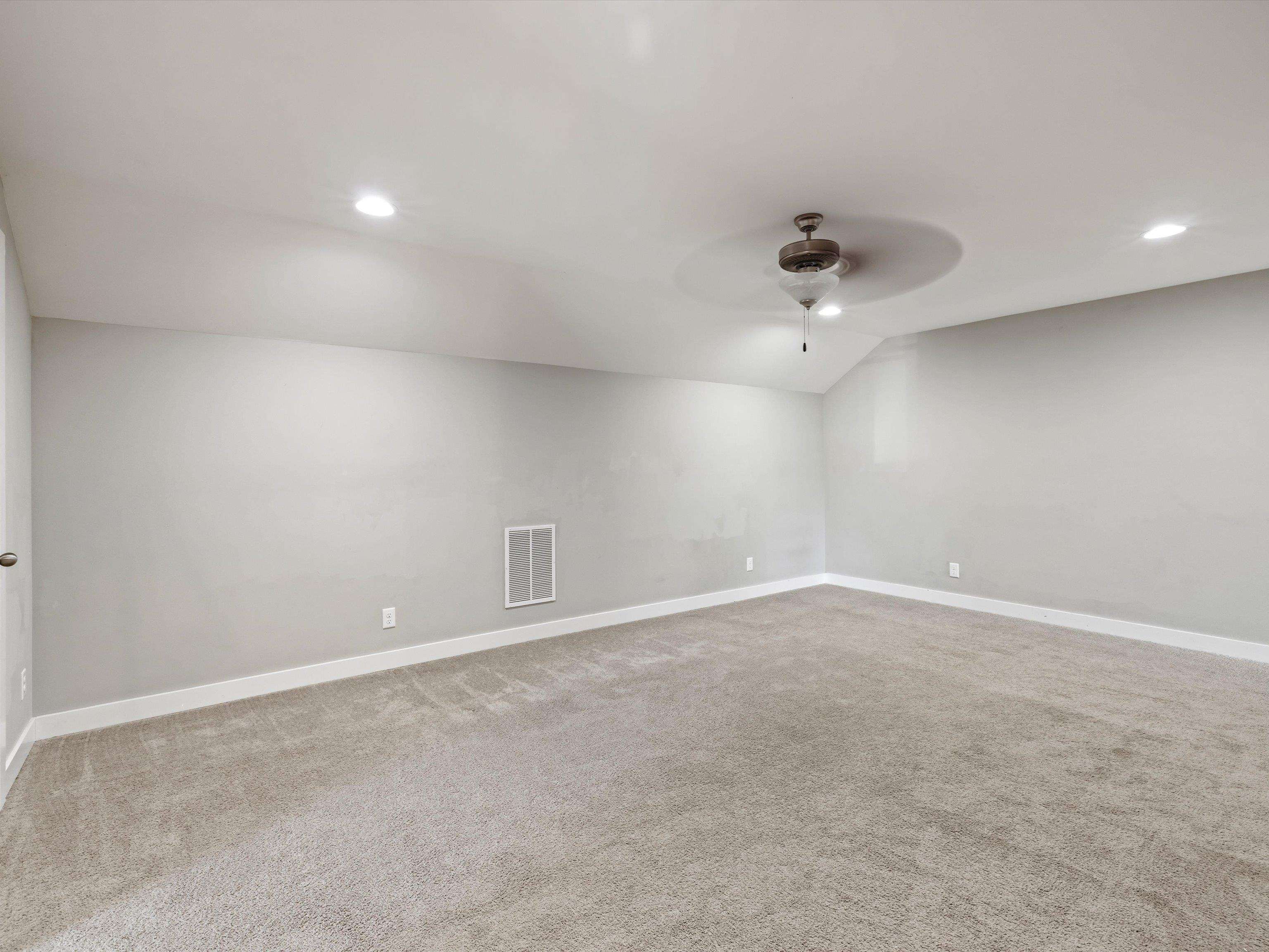 2261 Deer Valley Blvd, Utica, Kentucky 42376, 4 Bedrooms Bedrooms, ,2 BathroomsBathrooms,Single Family Residence,For Sale,Deer Valley Blvd,90984