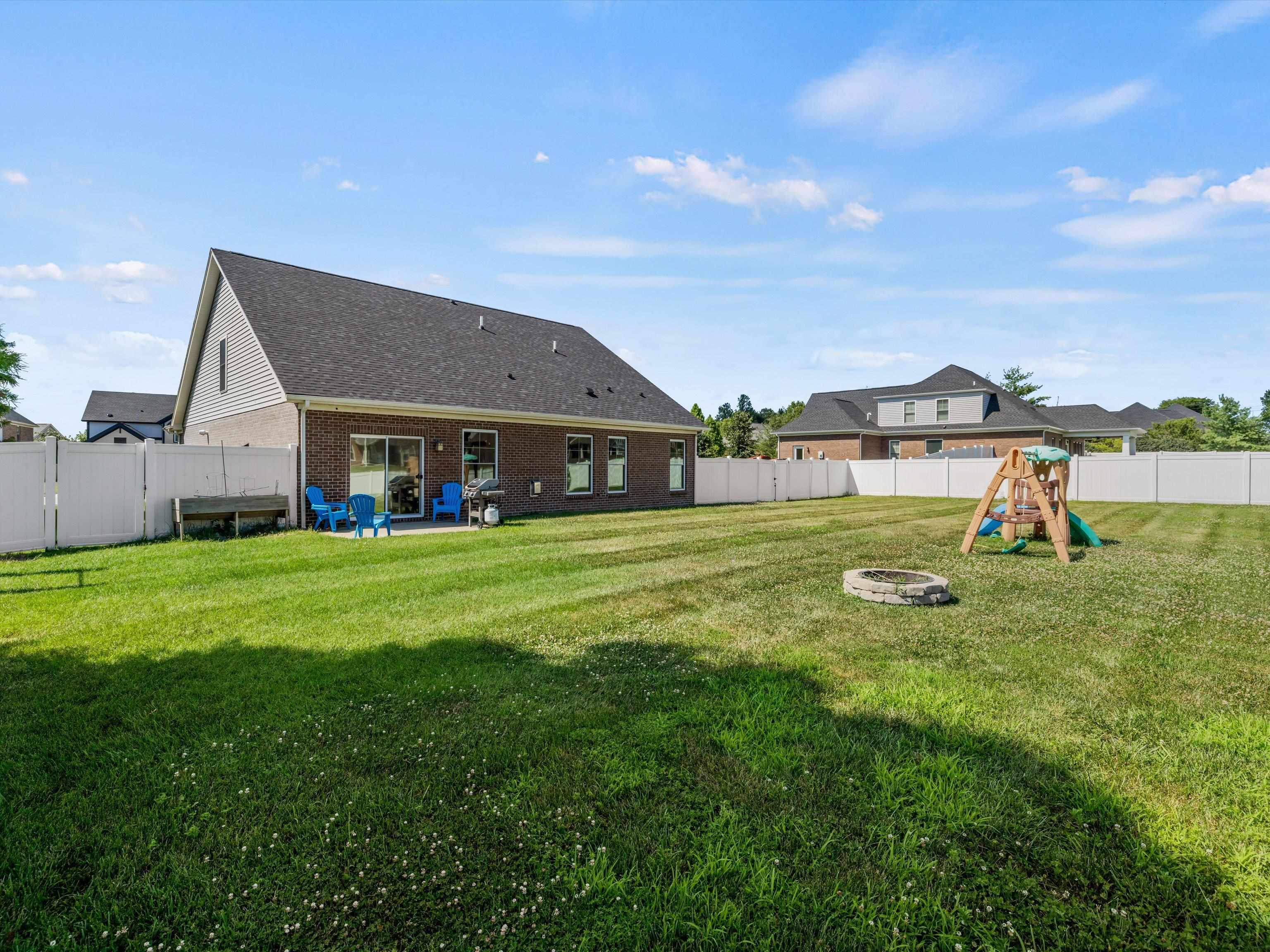 2261 Deer Valley Blvd, Utica, Kentucky 42376, 4 Bedrooms Bedrooms, ,2 BathroomsBathrooms,Single Family Residence,For Sale,Deer Valley Blvd,90984