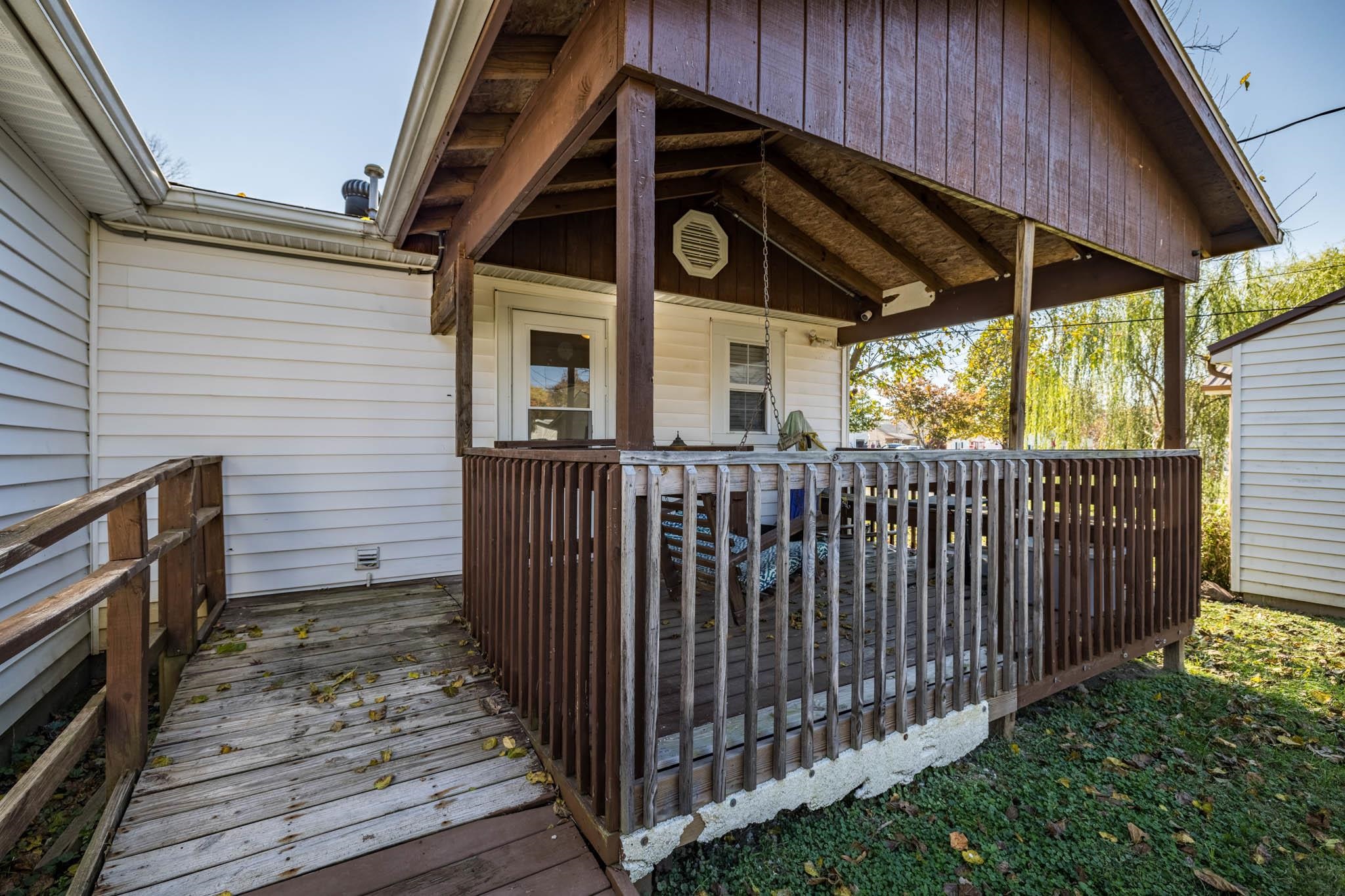 1627 E 20th st, Owensboro, Kentucky 42303, 2 Bedrooms Bedrooms, ,2 BathroomsBathrooms,Single Family Residence,For Sale,E 20th st,90987