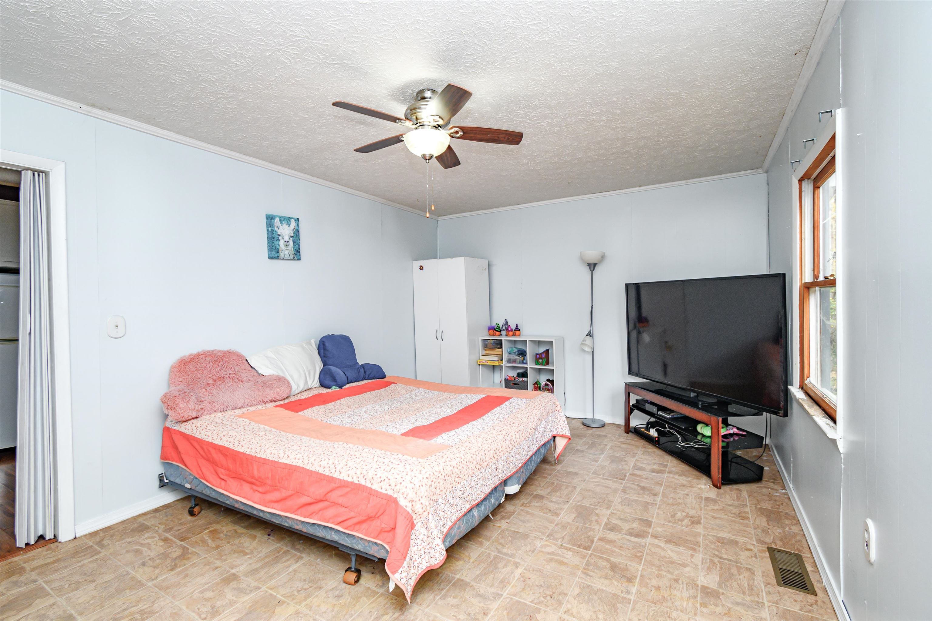 490 4th Street, Calhoun, Kentucky 42327, 4 Bedrooms Bedrooms, ,2 BathroomsBathrooms,Single Family Residence,For Sale,4th Street,90988