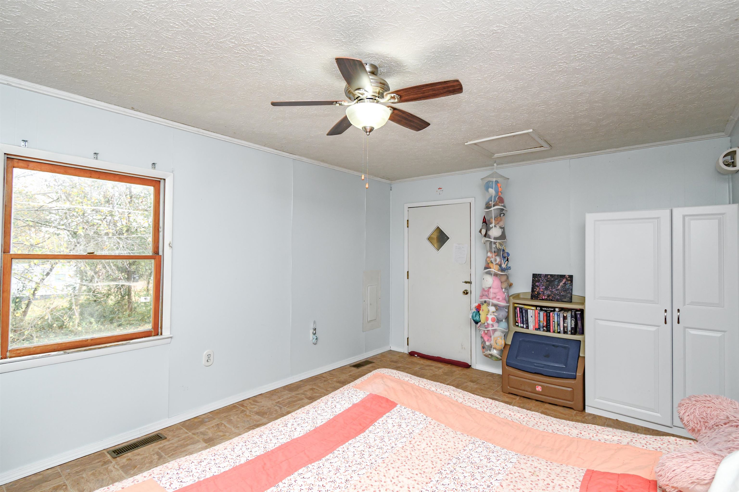 490 4th Street, Calhoun, Kentucky 42327, 4 Bedrooms Bedrooms, ,2 BathroomsBathrooms,Single Family Residence,For Sale,4th Street,90988