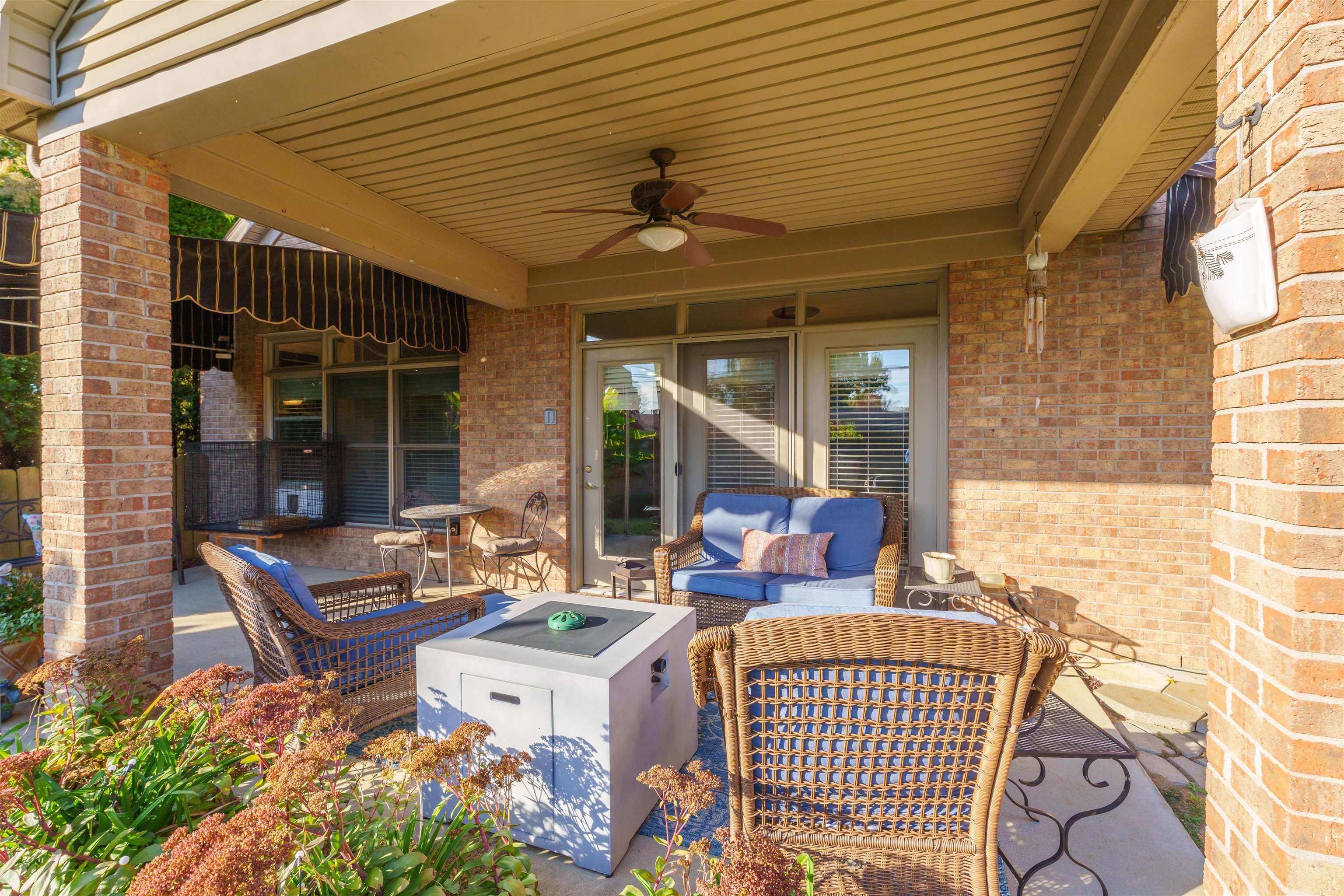 2427 Ford Ave, Owensboro, Kentucky 42301, 4 Bedrooms Bedrooms, ,3 BathroomsBathrooms,Single Family Residence,For Sale,Ford Ave,90989