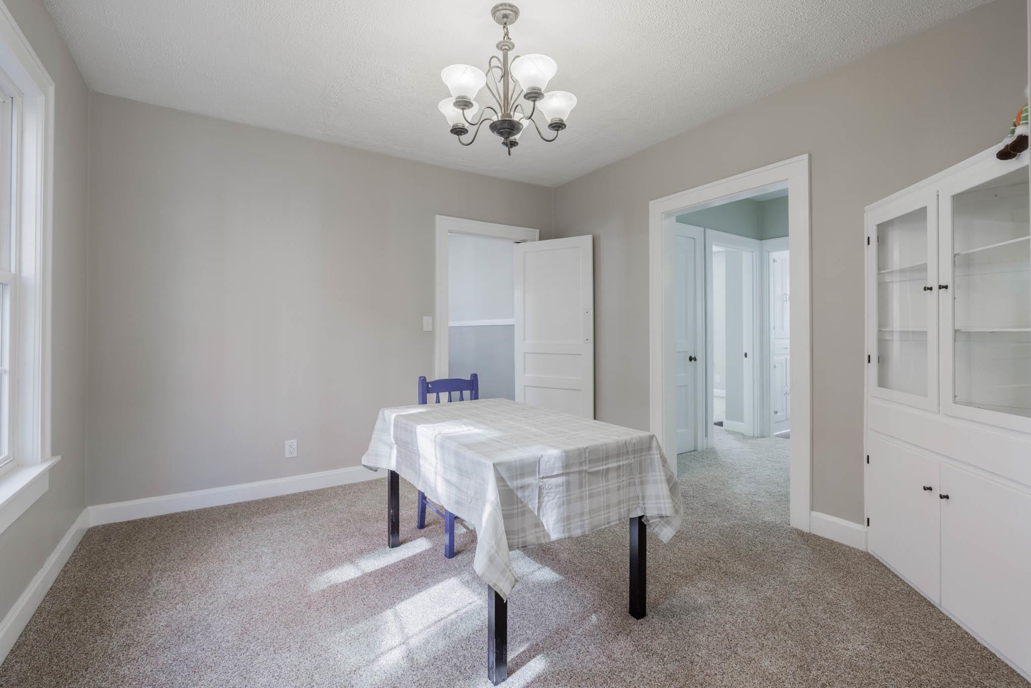 819 Locust Street, Owensboro, Kentucky 42301, 3 Bedrooms Bedrooms, ,2 BathroomsBathrooms,Single Family Residence,For Sale,Locust Street,90990