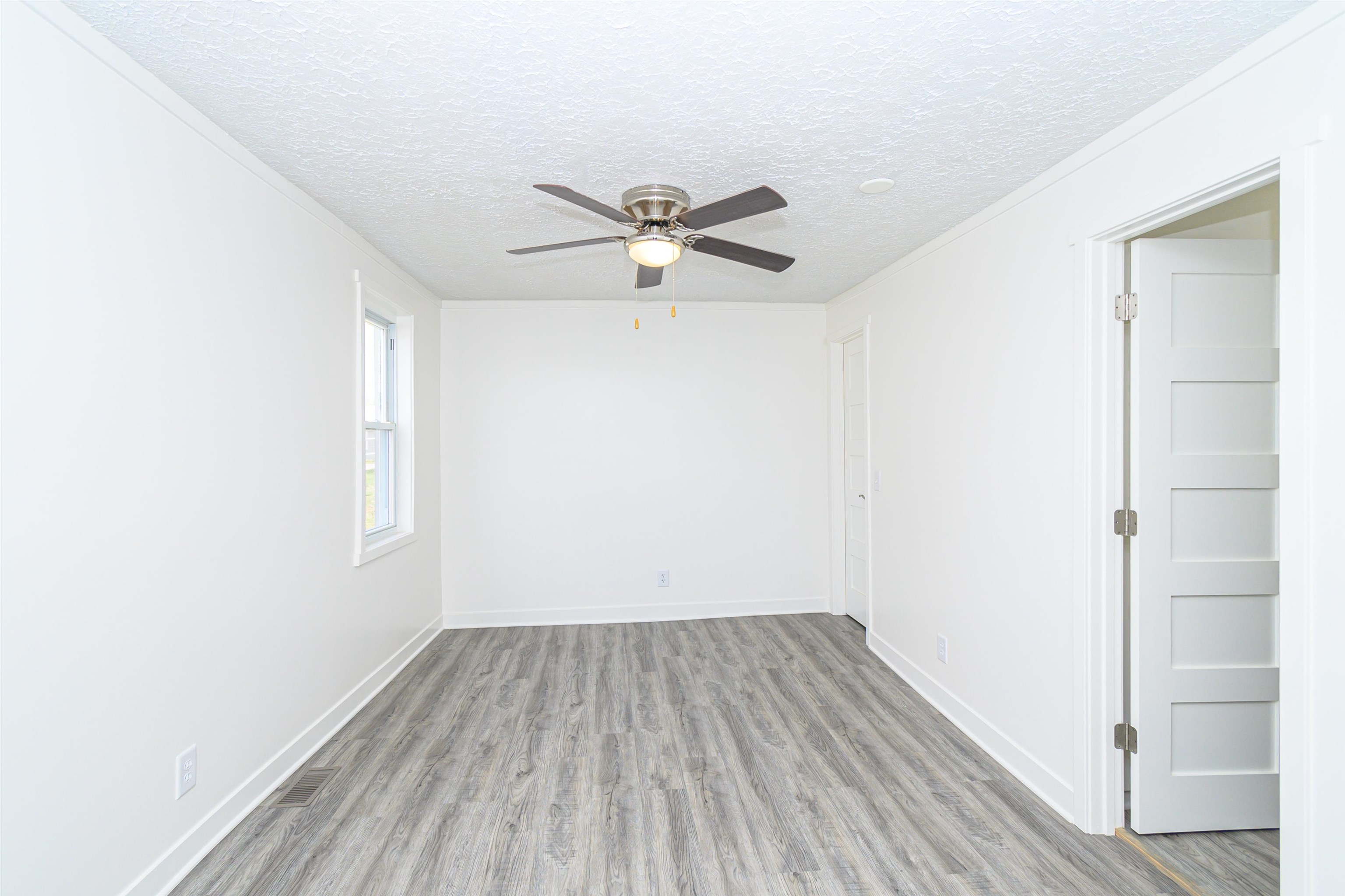 10184 Walnut St, Whitesville, Kentucky 42378, 2 Bedrooms Bedrooms, ,1 BathroomBathrooms,Single Family Residence,For Sale,Walnut St,90992