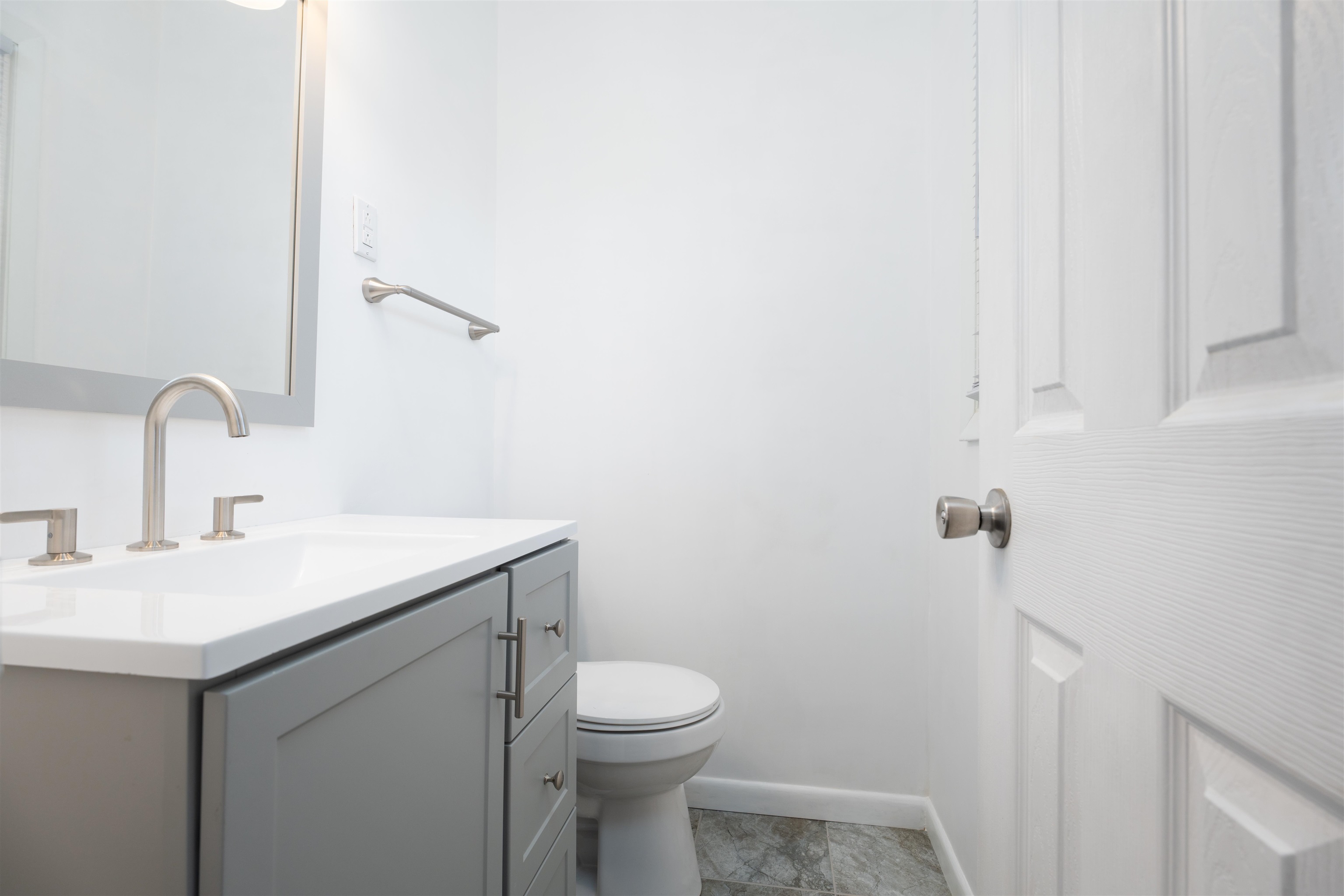 2900 Yosemite Drive, Owensboro, Kentucky 42301, 3 Bedrooms Bedrooms, ,1 BathroomBathrooms,Single Family Residence,For Sale,Yosemite Drive,90994