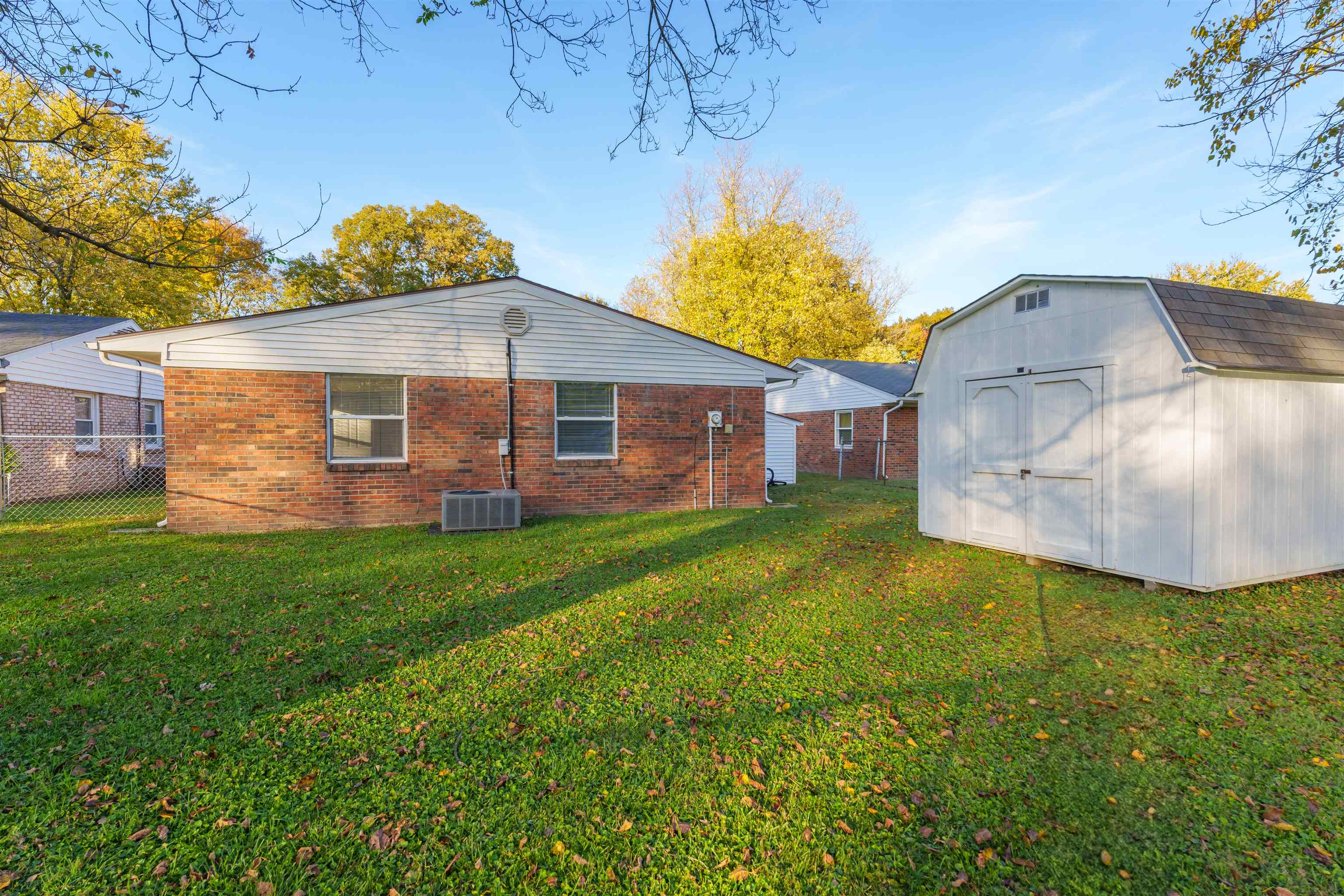 2900 Yosemite Drive, Owensboro, Kentucky 42301, 3 Bedrooms Bedrooms, ,1 BathroomBathrooms,Single Family Residence,For Sale,Yosemite Drive,90994