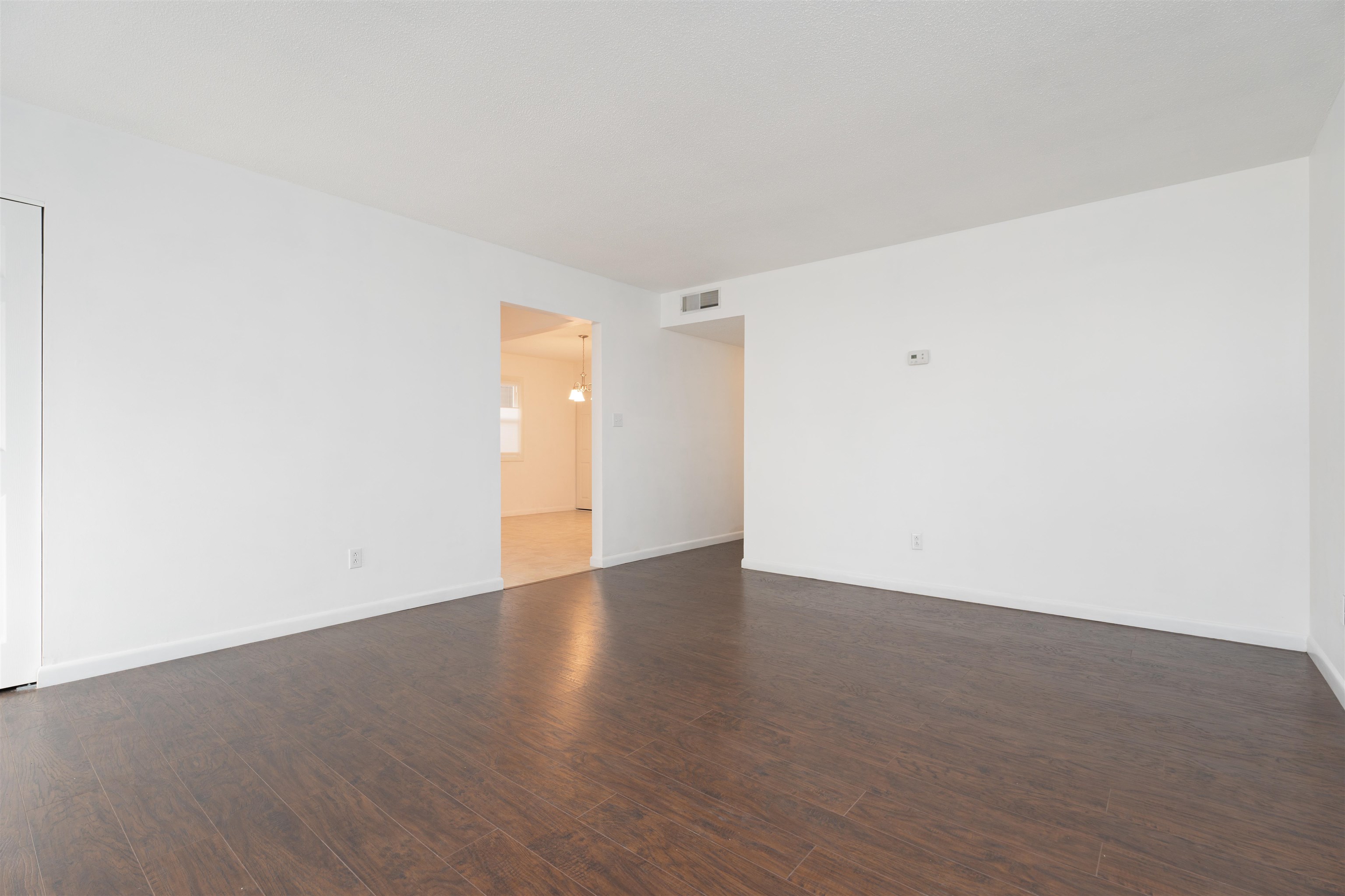 2900 Yosemite Drive, Owensboro, Kentucky 42301, 3 Bedrooms Bedrooms, ,1 BathroomBathrooms,Single Family Residence,For Sale,Yosemite Drive,90994
