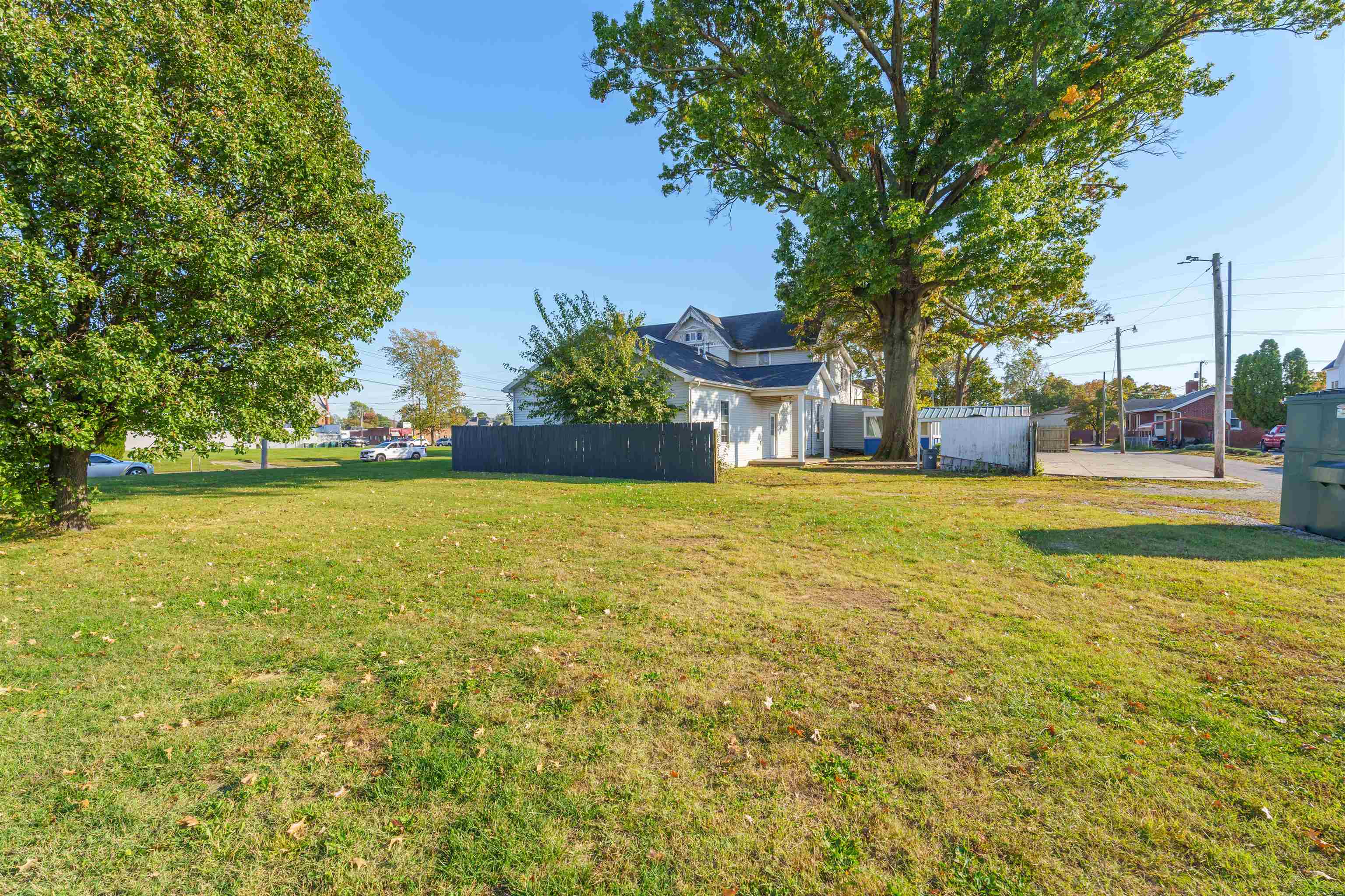320, 322, 324 Clay St, Owensboro, Kentucky 42303, ,Mixed Use,For Sale,Clay St,90998
