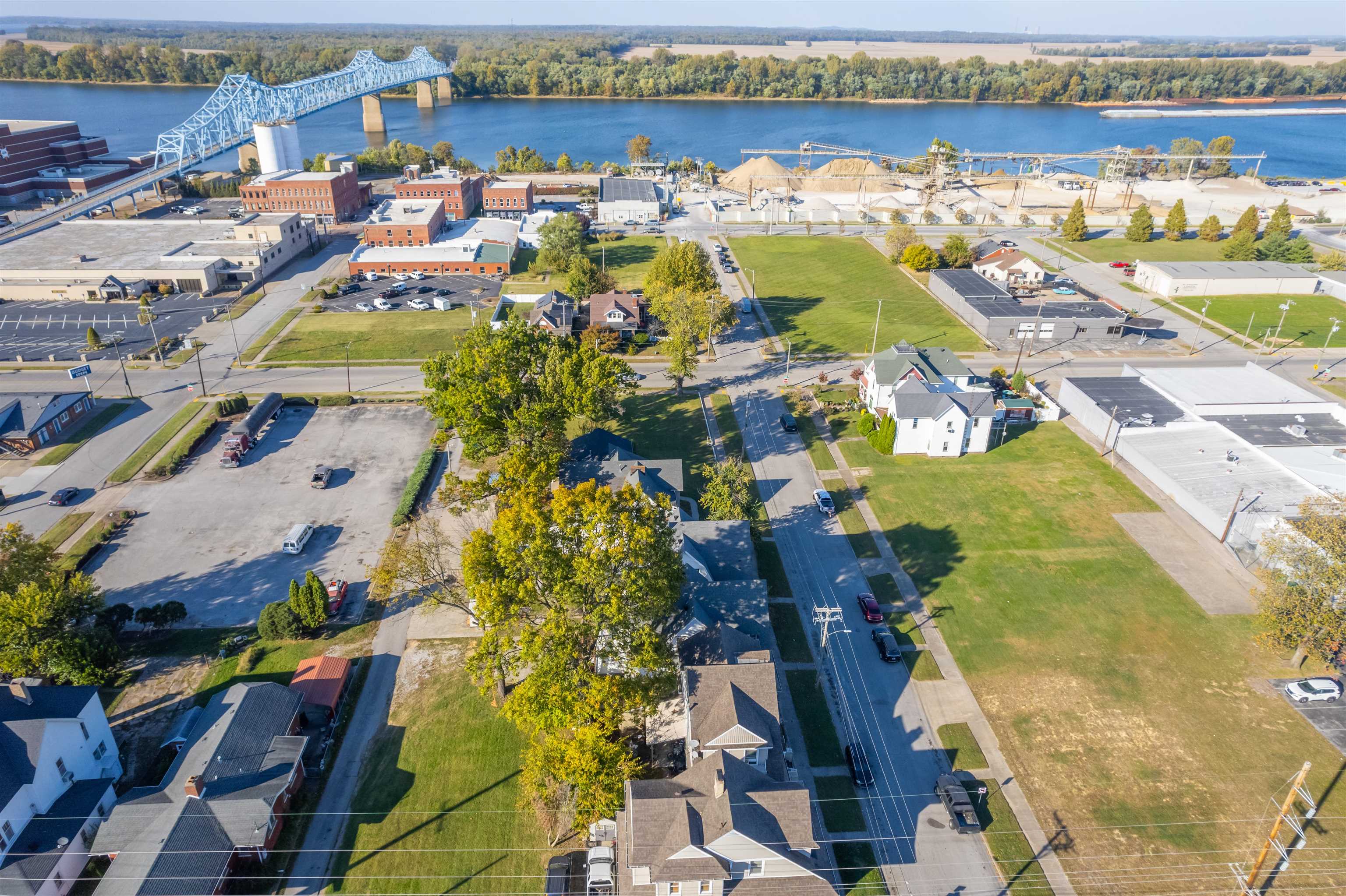 320, 322, 324 Clay St, Owensboro, Kentucky 42303, ,Mixed Use,For Sale,Clay St,90998