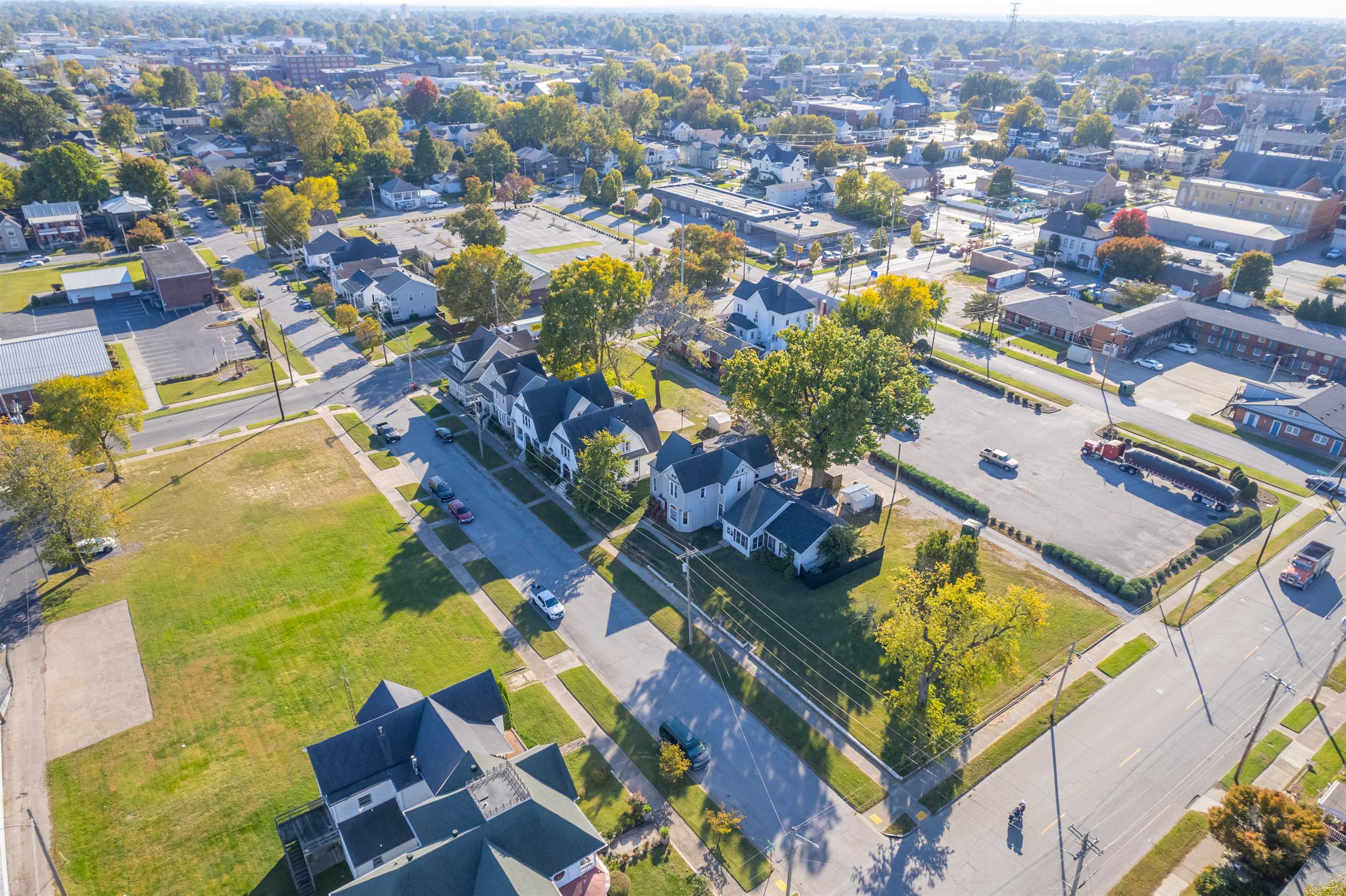 320, 322, 324 Clay St, Owensboro, Kentucky 42303, ,Mixed Use,For Sale,Clay St,90998