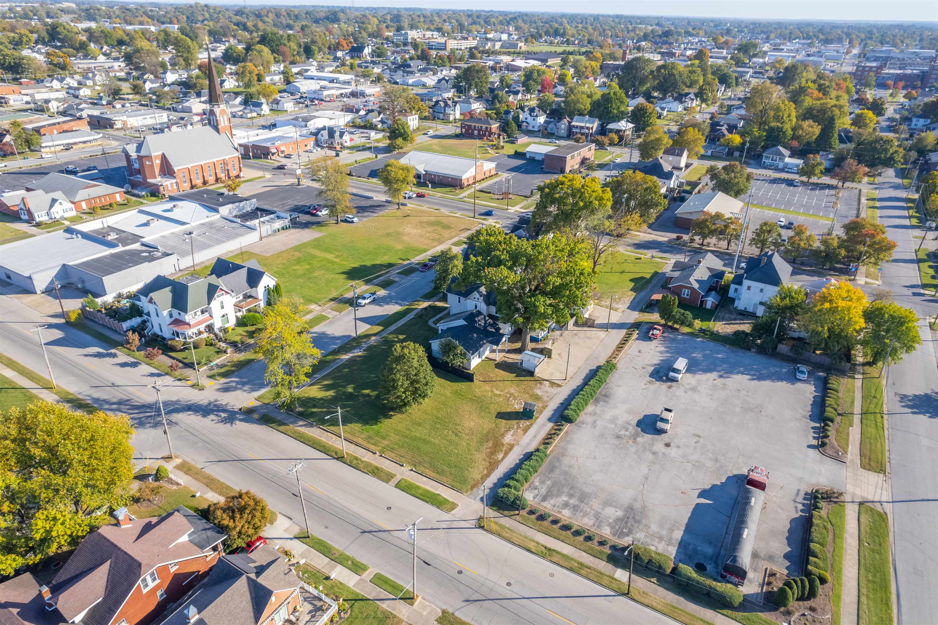 320, 322, 324 Clay St, Owensboro, Kentucky 42303, ,Mixed Use,For Sale,Clay St,90998