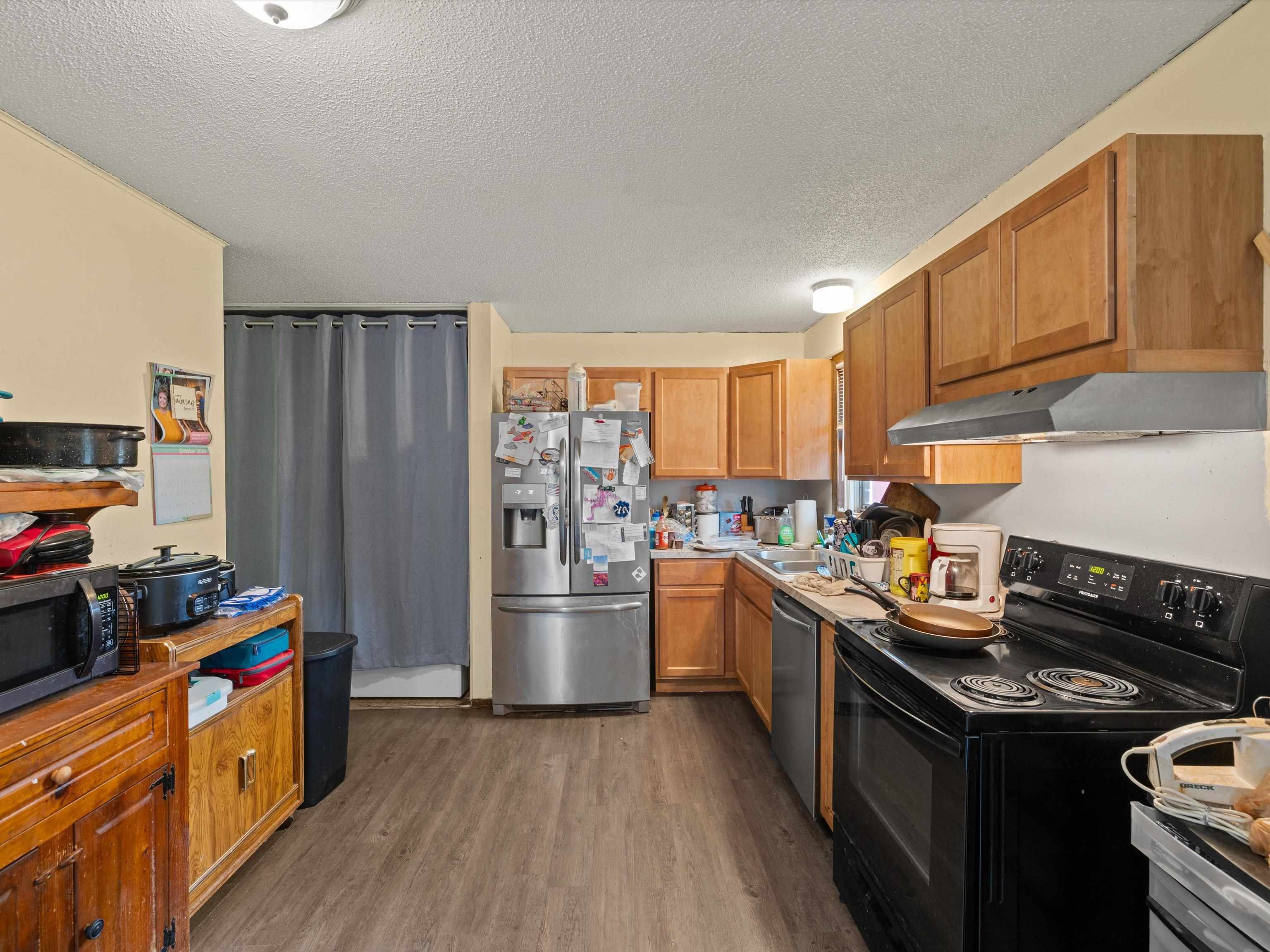 2142 Graham Lane East, Owensboro, Kentucky 42303, 3 Bedrooms Bedrooms, ,1 BathroomBathrooms,Single Family Residence,For Sale,Graham Lane East,91002