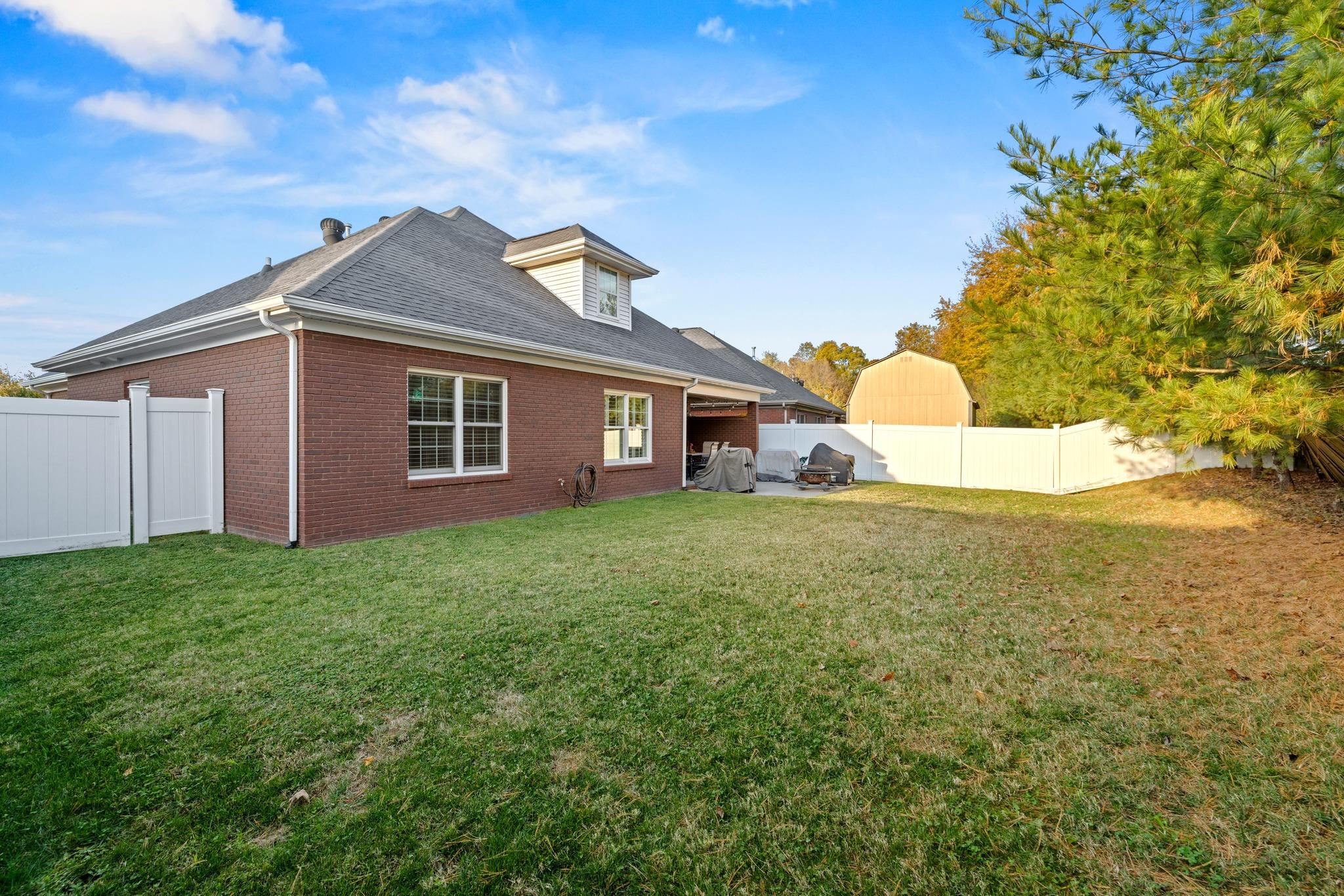 3923 Cross Creek Trail, Owensboro, Kentucky 42303, 4 Bedrooms Bedrooms, ,3 BathroomsBathrooms,Single Family Residence,For Sale,Cross Creek Trail,91003