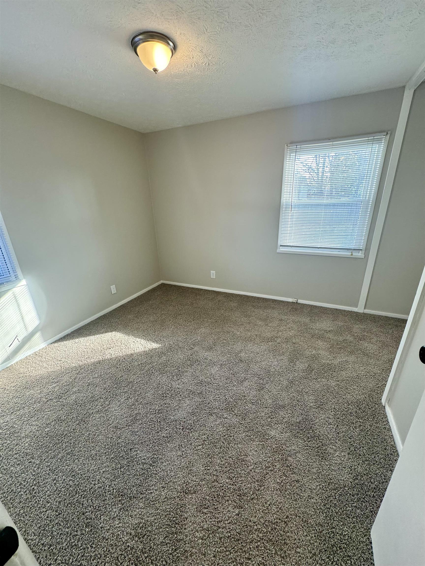 625 Carter Rd, Owensboro, Kentucky 42301, 3 Bedrooms Bedrooms, ,1 BathroomBathrooms,Single Family Residence,For Sale,Carter Rd,91008