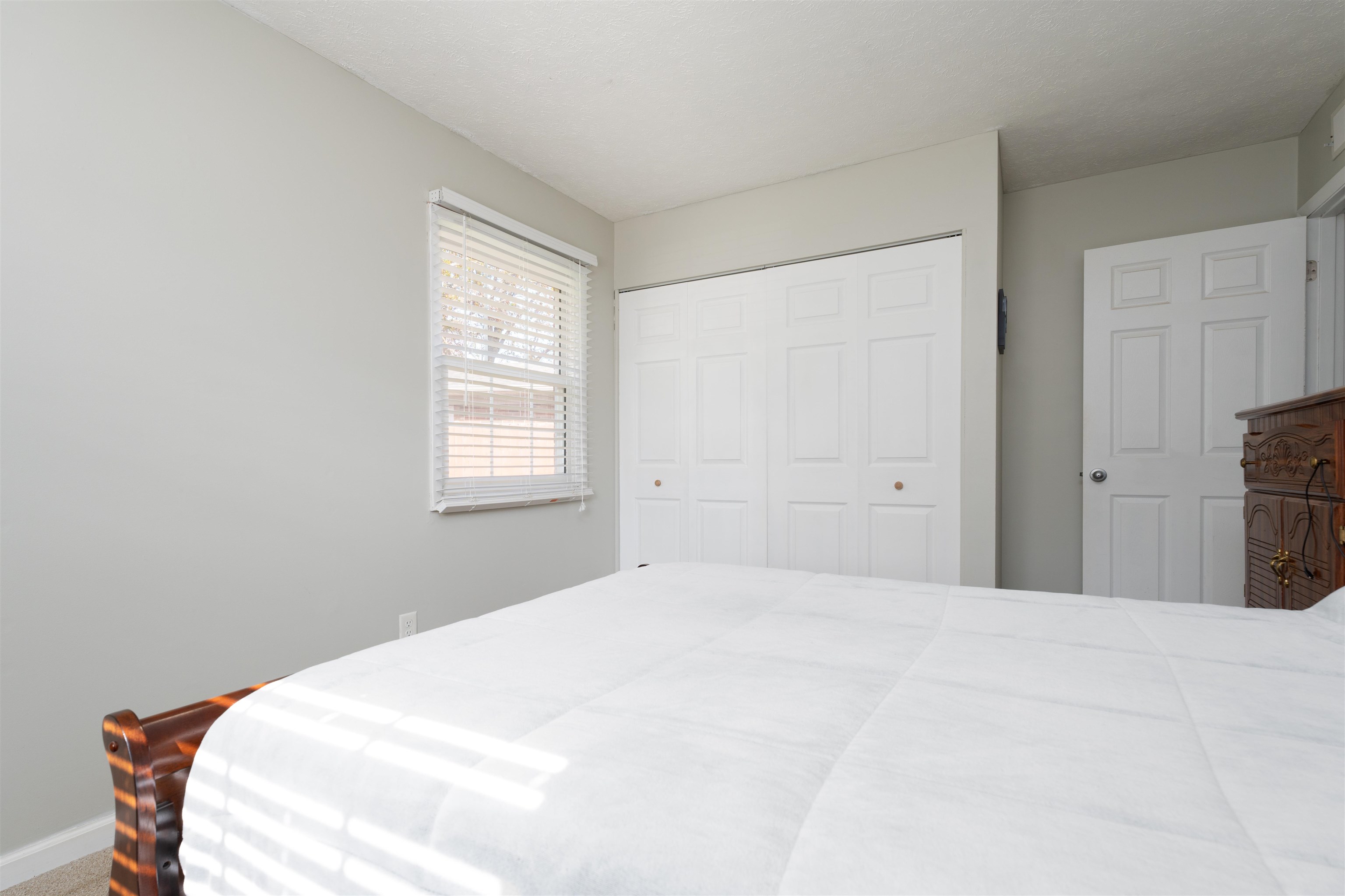 6410 Walnut Court, Utica, Kentucky 42376, 3 Bedrooms Bedrooms, ,1 BathroomBathrooms,Single Family Residence,For Sale,Walnut Court,91014