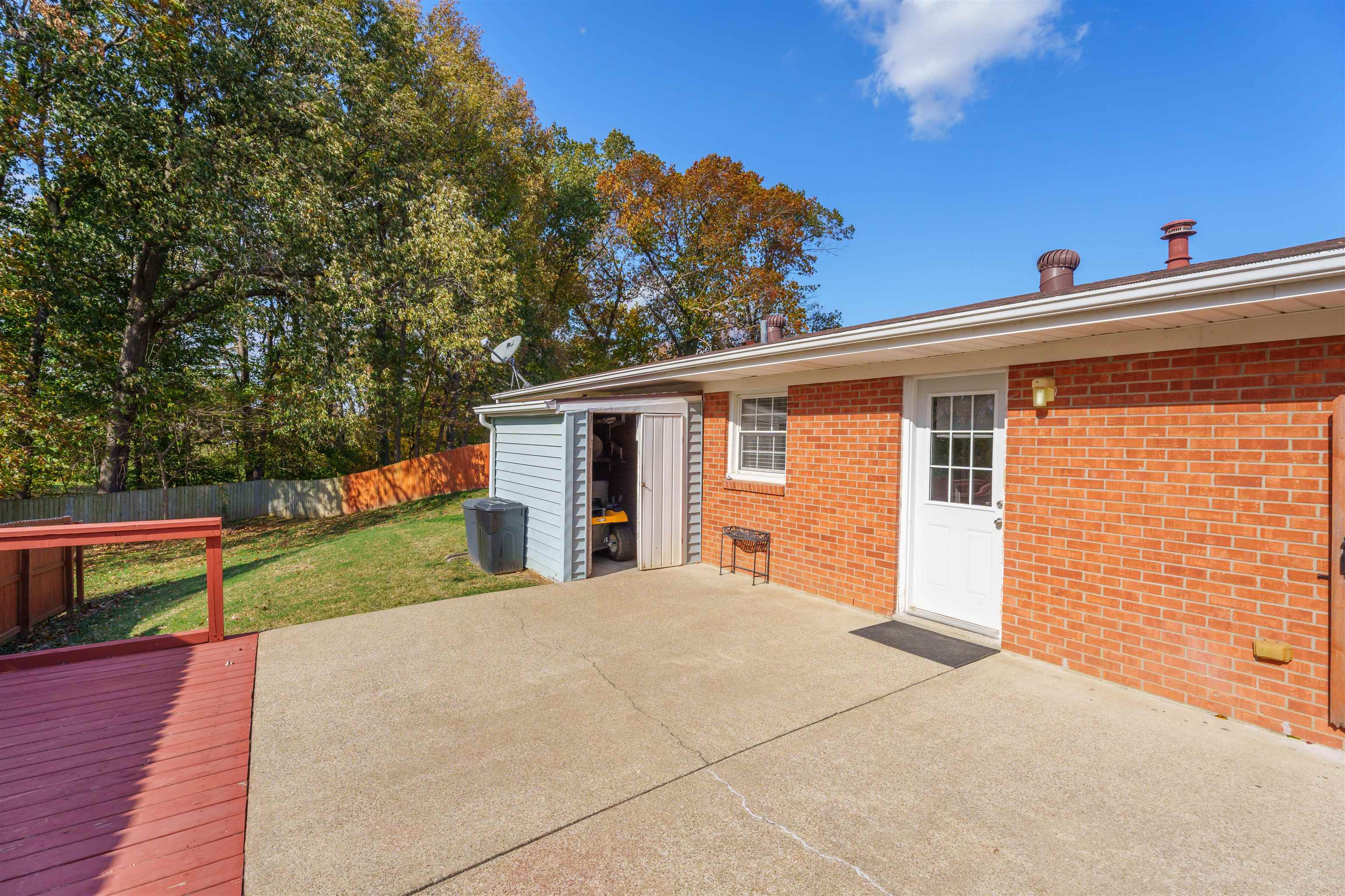 6410 Walnut Court, Utica, Kentucky 42376, 3 Bedrooms Bedrooms, ,1 BathroomBathrooms,Single Family Residence,For Sale,Walnut Court,91014