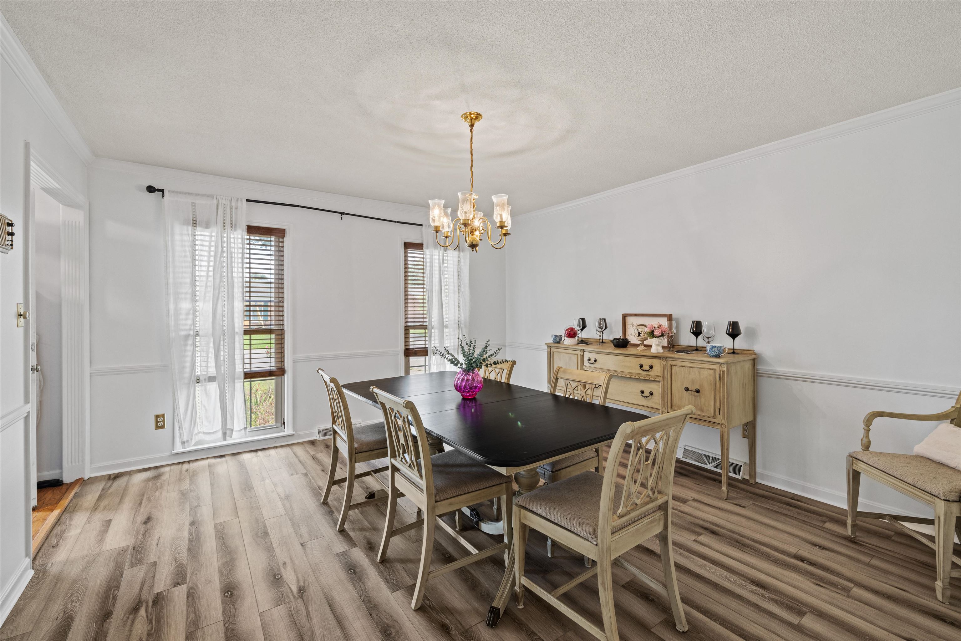 1447 Brentwood Dr., Owensboro, Kentucky 42301-6813, 5 Bedrooms Bedrooms, ,2 BathroomsBathrooms,Single Family Residence,For Sale,Brentwood Dr.,91016