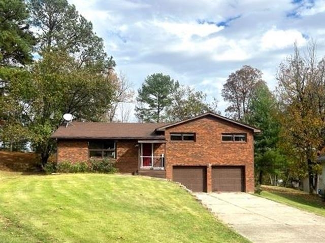 230 Hillcrest Circle, Hawesville, Kentucky 42348, 3 Bedrooms Bedrooms, ,2 BathroomsBathrooms,Single Family Residence,For Sale,Hillcrest Circle,91017