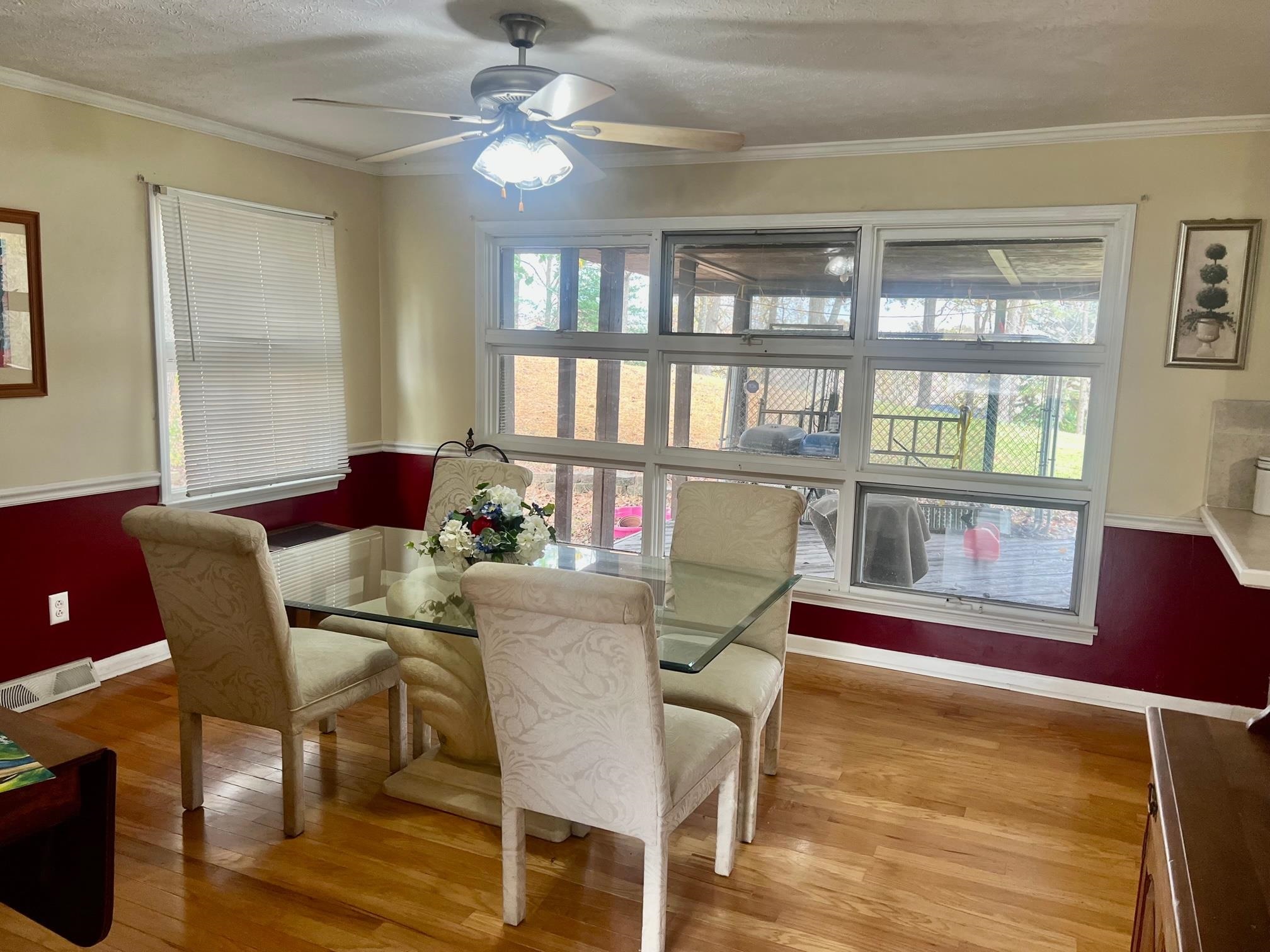 230 Hillcrest Circle, Hawesville, Kentucky 42348, 3 Bedrooms Bedrooms, ,2 BathroomsBathrooms,Single Family Residence,For Sale,Hillcrest Circle,91017