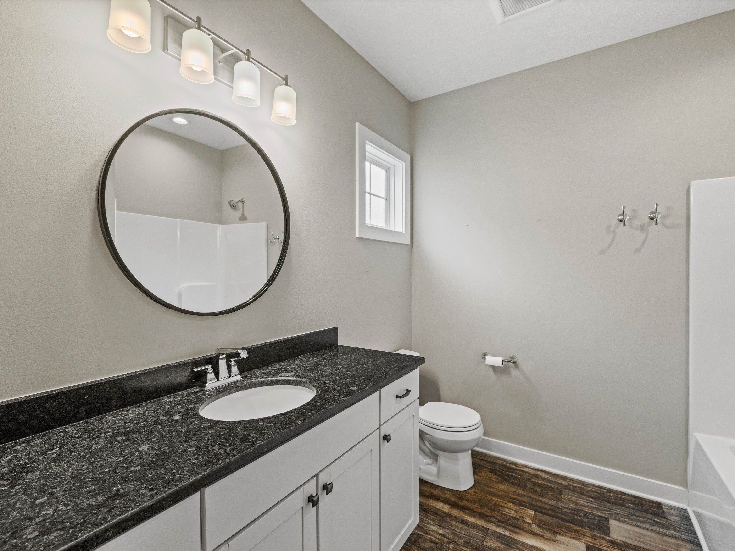 6864 Creekview Court E, Utica, Kentucky 42376, 3 Bedrooms Bedrooms, ,2 BathroomsBathrooms,Single Family Residence,For Sale,Creekview Court E,91018