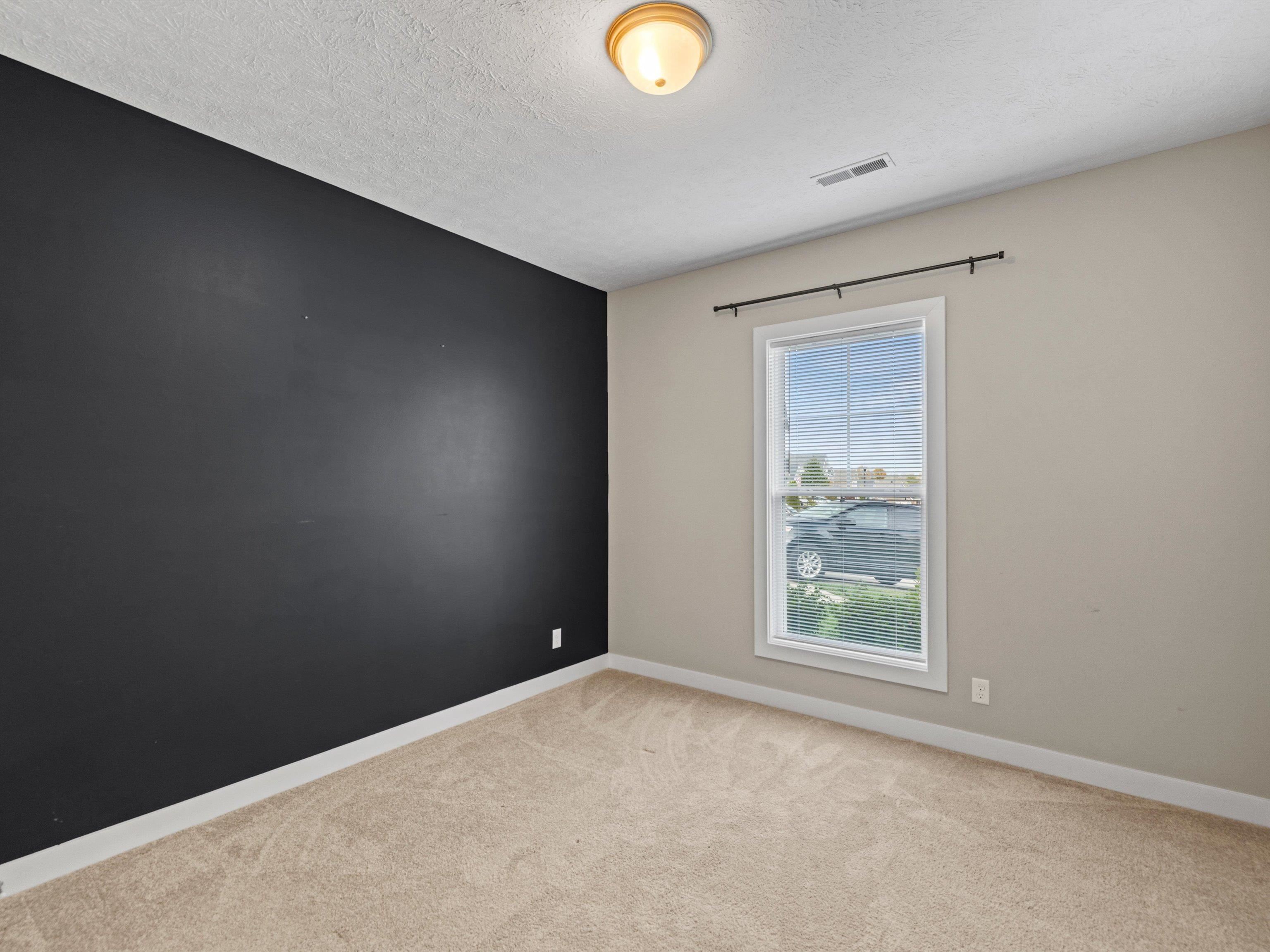 6864 Creekview Court E, Utica, Kentucky 42376, 3 Bedrooms Bedrooms, ,2 BathroomsBathrooms,Single Family Residence,For Sale,Creekview Court E,91018
