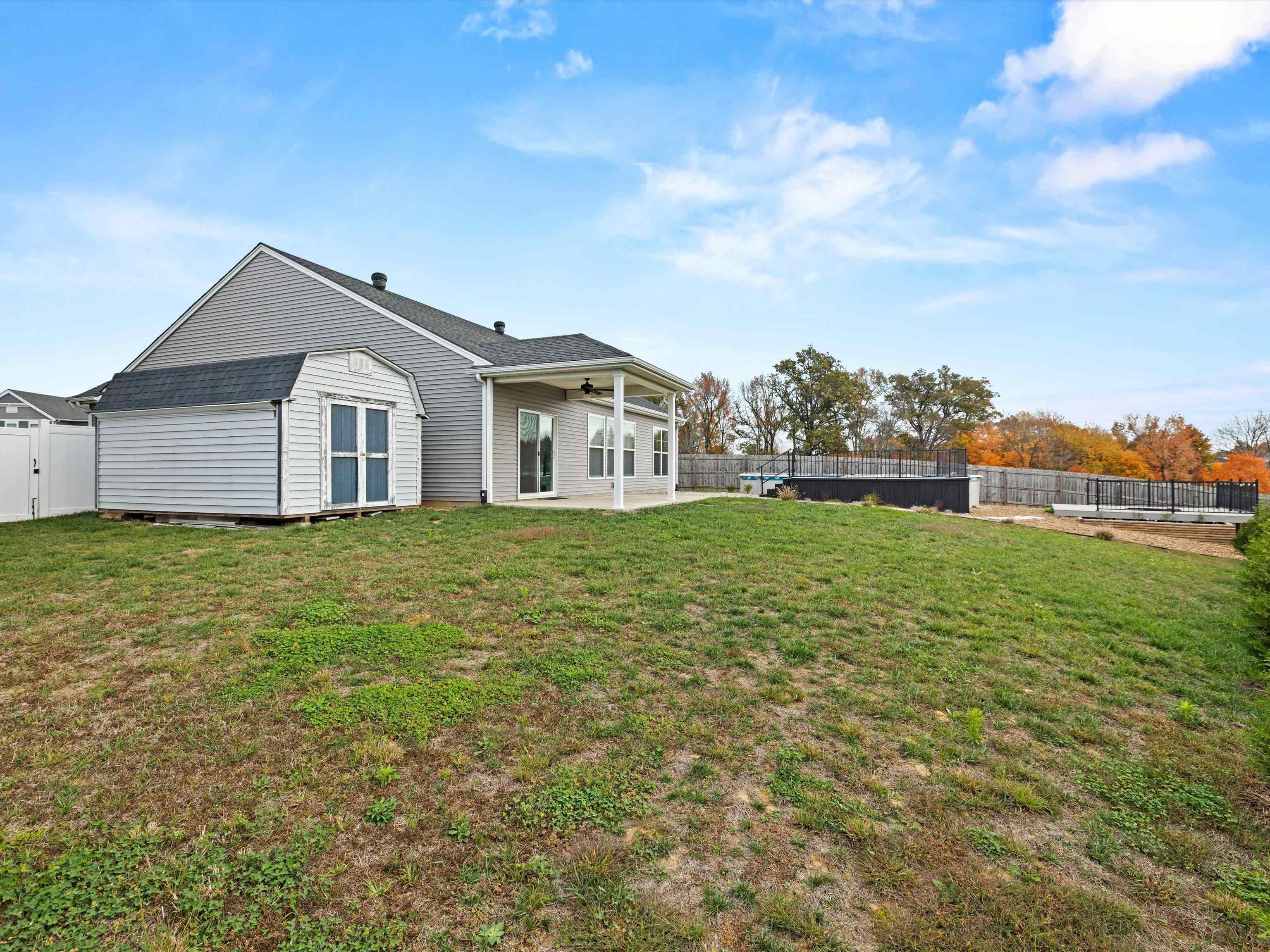 6864 Creekview Court E, Utica, Kentucky 42376, 3 Bedrooms Bedrooms, ,2 BathroomsBathrooms,Single Family Residence,For Sale,Creekview Court E,91018