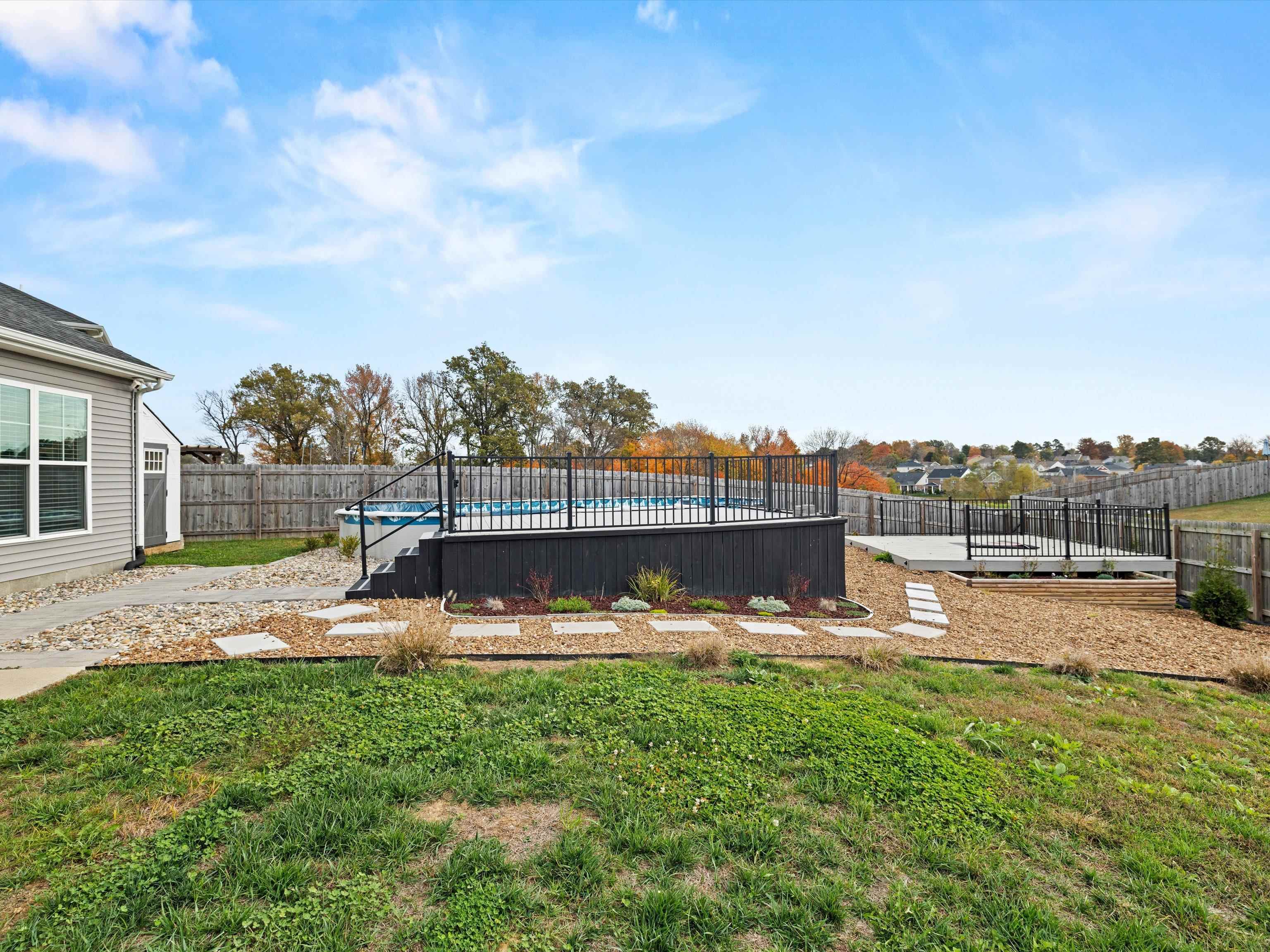 6864 Creekview Court E, Utica, Kentucky 42376, 3 Bedrooms Bedrooms, ,2 BathroomsBathrooms,Single Family Residence,For Sale,Creekview Court E,91018