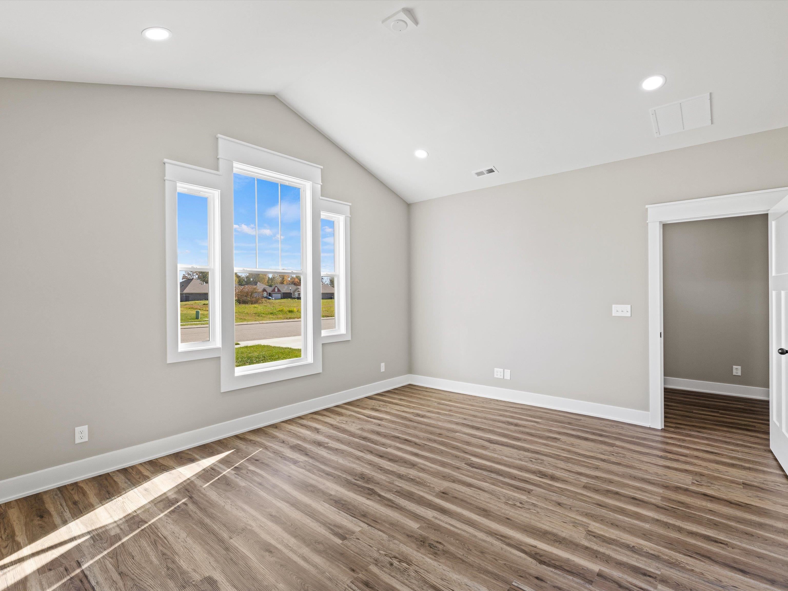 5572 Park Haven Bend, Owensboro, Kentucky 42303, 4 Bedrooms Bedrooms, ,2 BathroomsBathrooms,Single Family Residence,For Sale,Park Haven Bend,91022