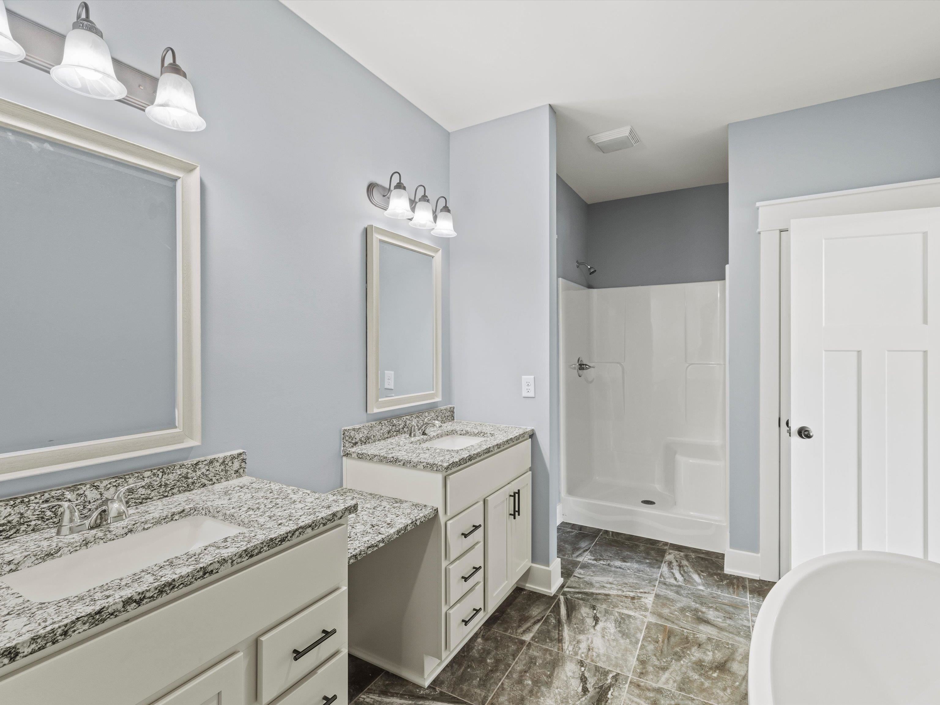 5572 Park Haven Bend, Owensboro, Kentucky 42303, 4 Bedrooms Bedrooms, ,2 BathroomsBathrooms,Single Family Residence,For Sale,Park Haven Bend,91022