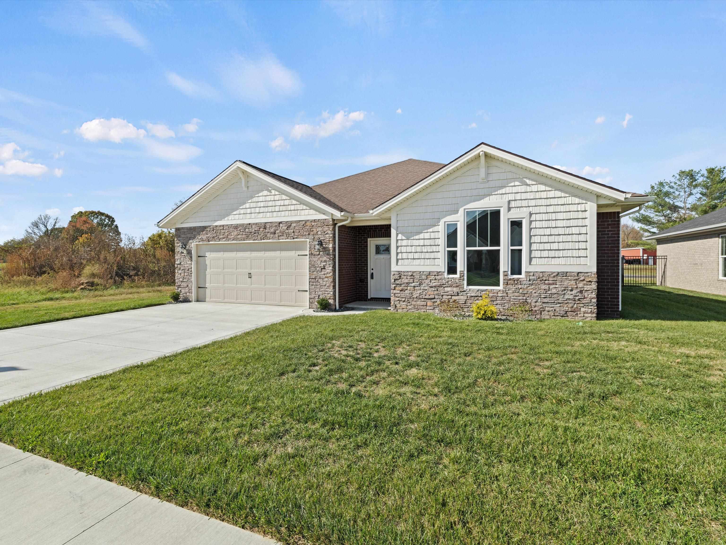 5572 Park Haven Bend, Owensboro, Kentucky 42303, 4 Bedrooms Bedrooms, ,2 BathroomsBathrooms,Single Family Residence,For Sale,Park Haven Bend,91022