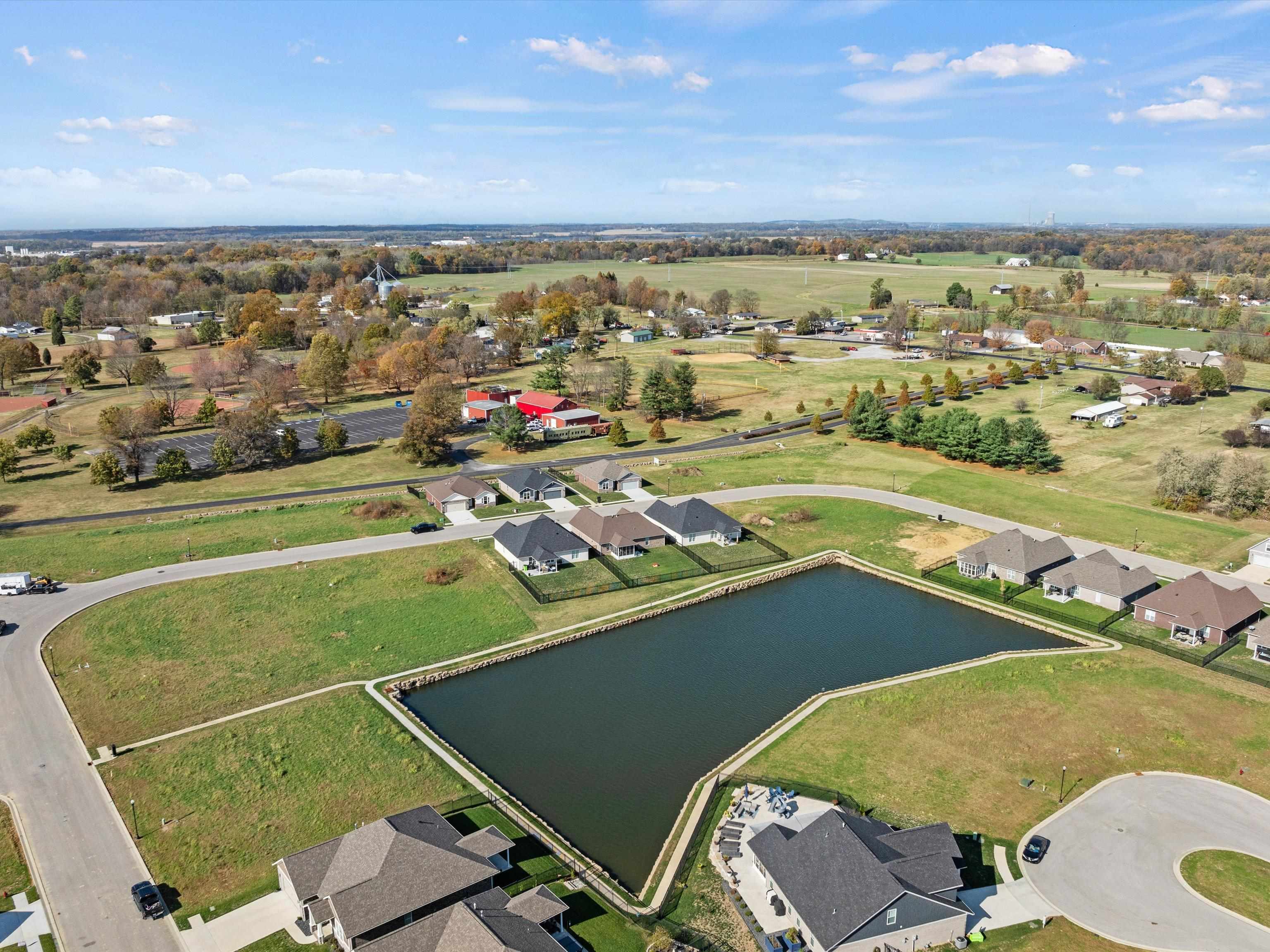 5572 Park Haven Bend, Owensboro, Kentucky 42303, 4 Bedrooms Bedrooms, ,2 BathroomsBathrooms,Single Family Residence,For Sale,Park Haven Bend,91022