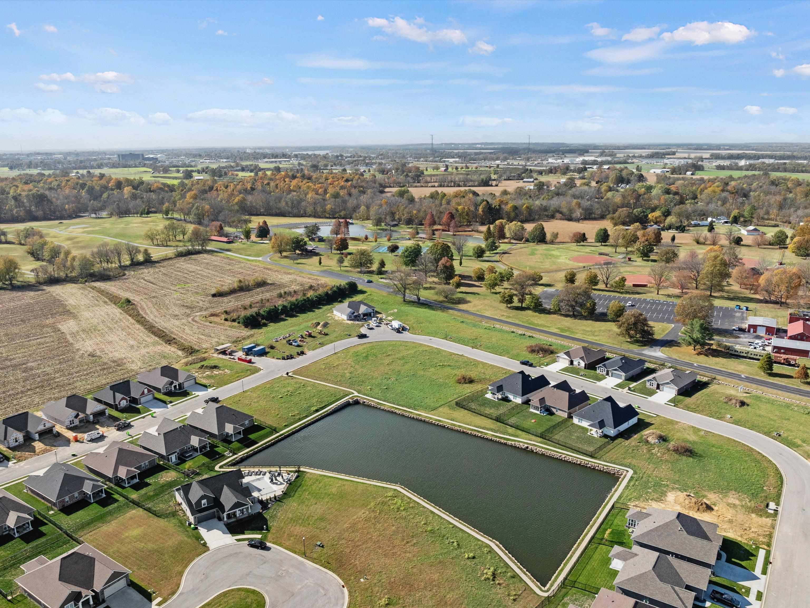 5572 Park Haven Bend, Owensboro, Kentucky 42303, 4 Bedrooms Bedrooms, ,2 BathroomsBathrooms,Single Family Residence,For Sale,Park Haven Bend,91022