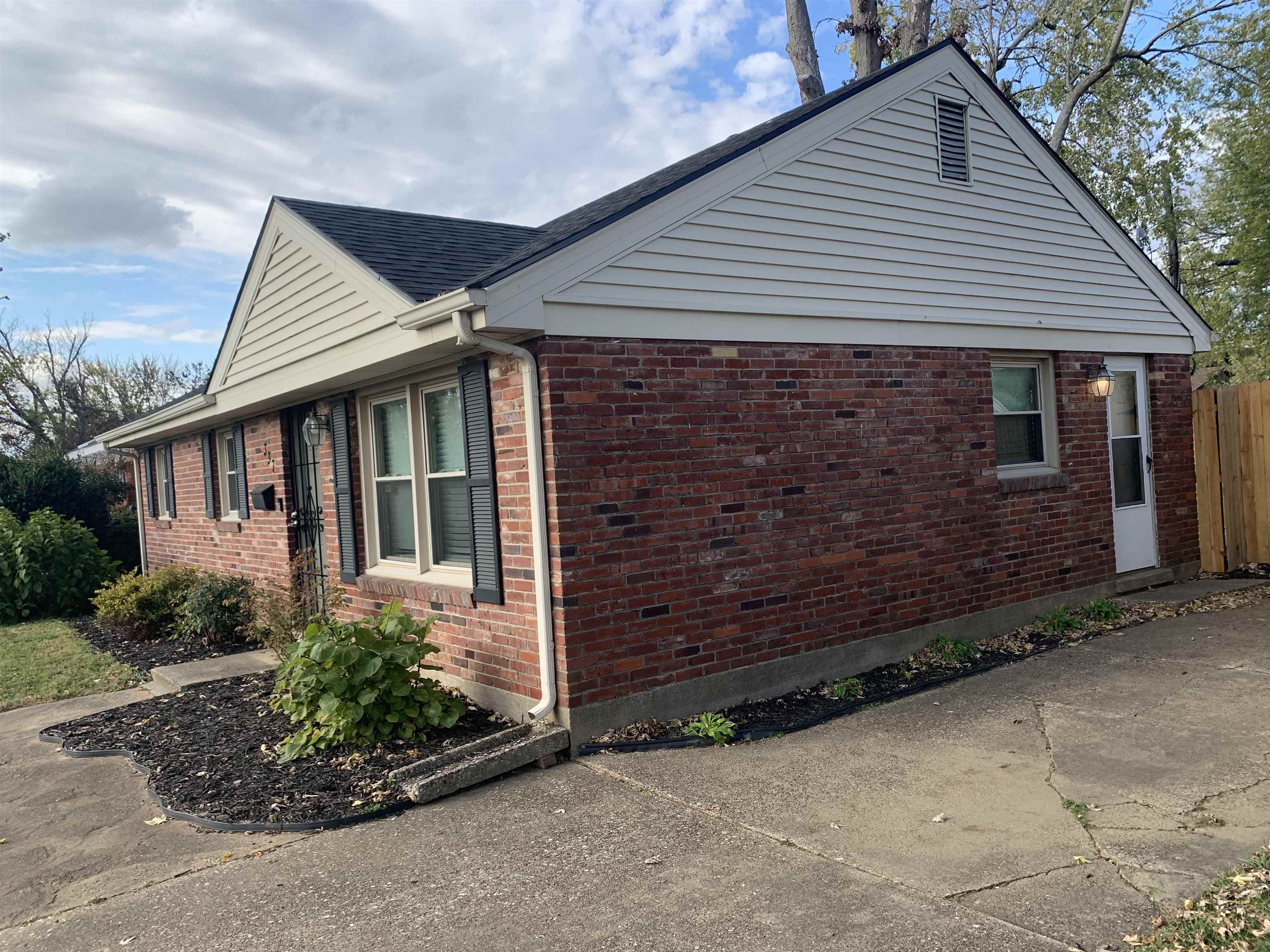 337 Wilder Drive, Owensboro, Kentucky 42301, 3 Bedrooms Bedrooms, ,1 BathroomBathrooms,Single Family Residence,For Sale,Wilder Drive,91023