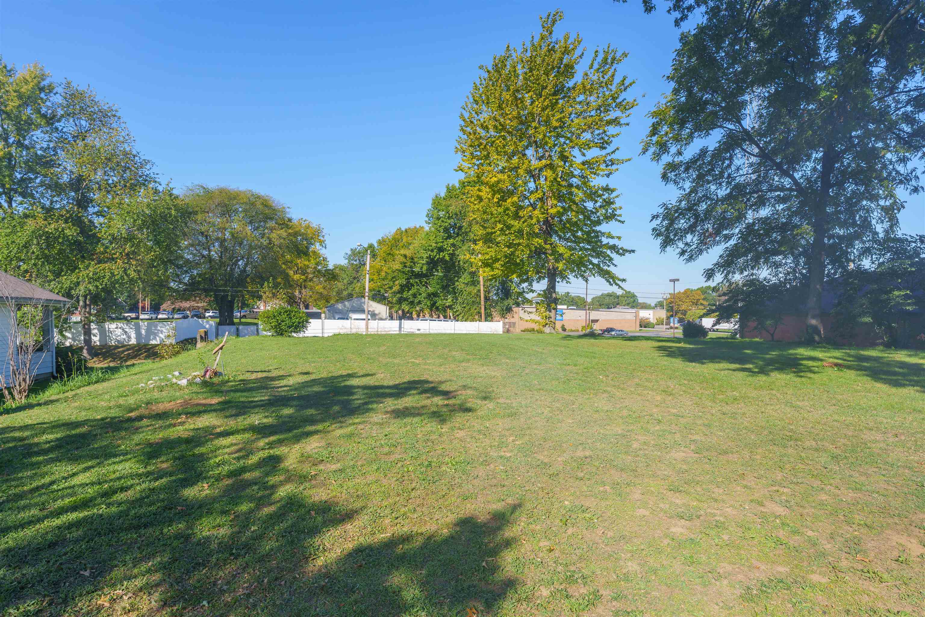 1515 Daviess St., Owensboro, Kentucky 42303, ,Mixed Use,For Sale,Daviess St.,91024