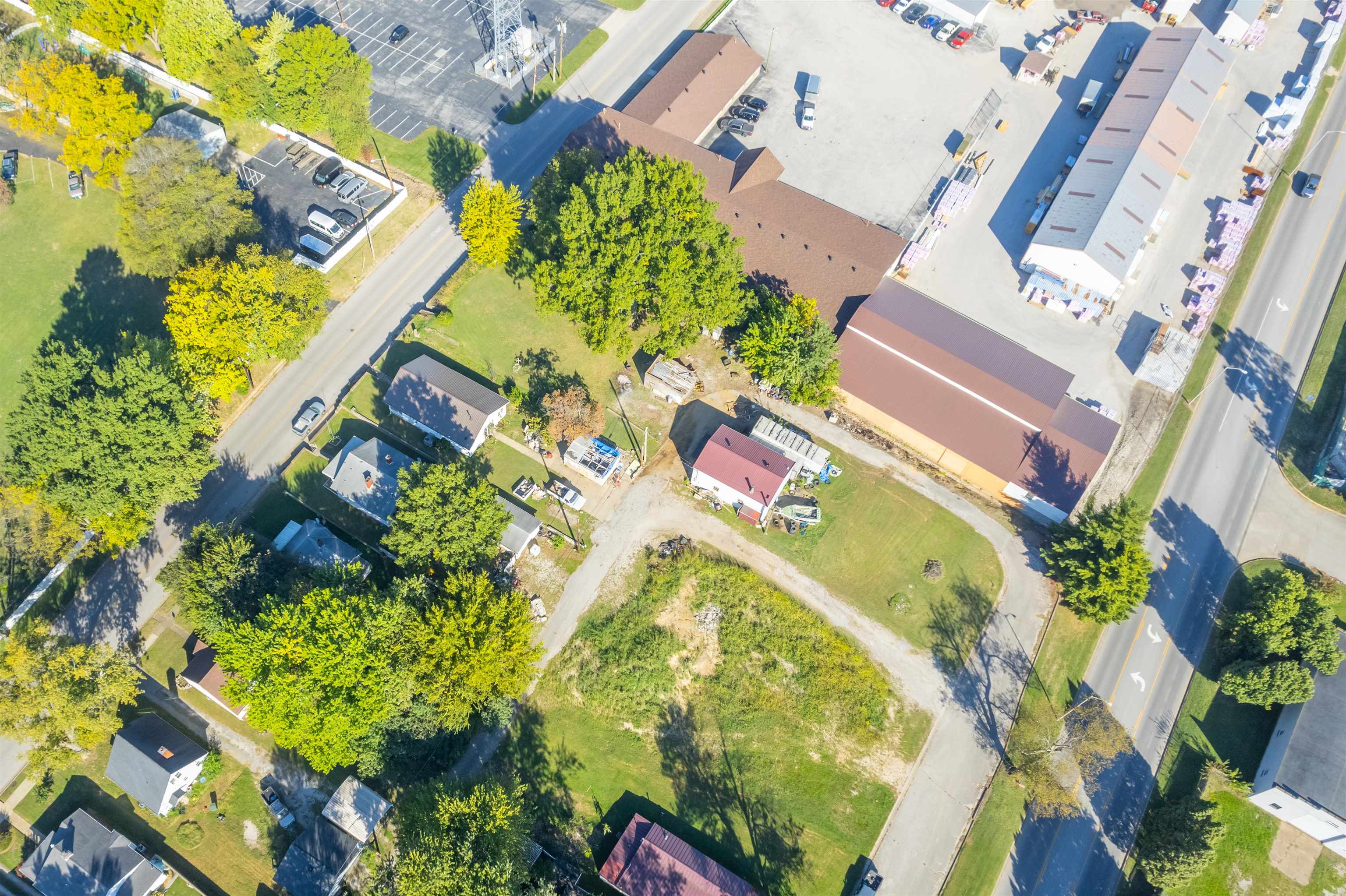 1515 Daviess St., Owensboro, Kentucky 42303, ,Mixed Use,For Sale,Daviess St.,91024
