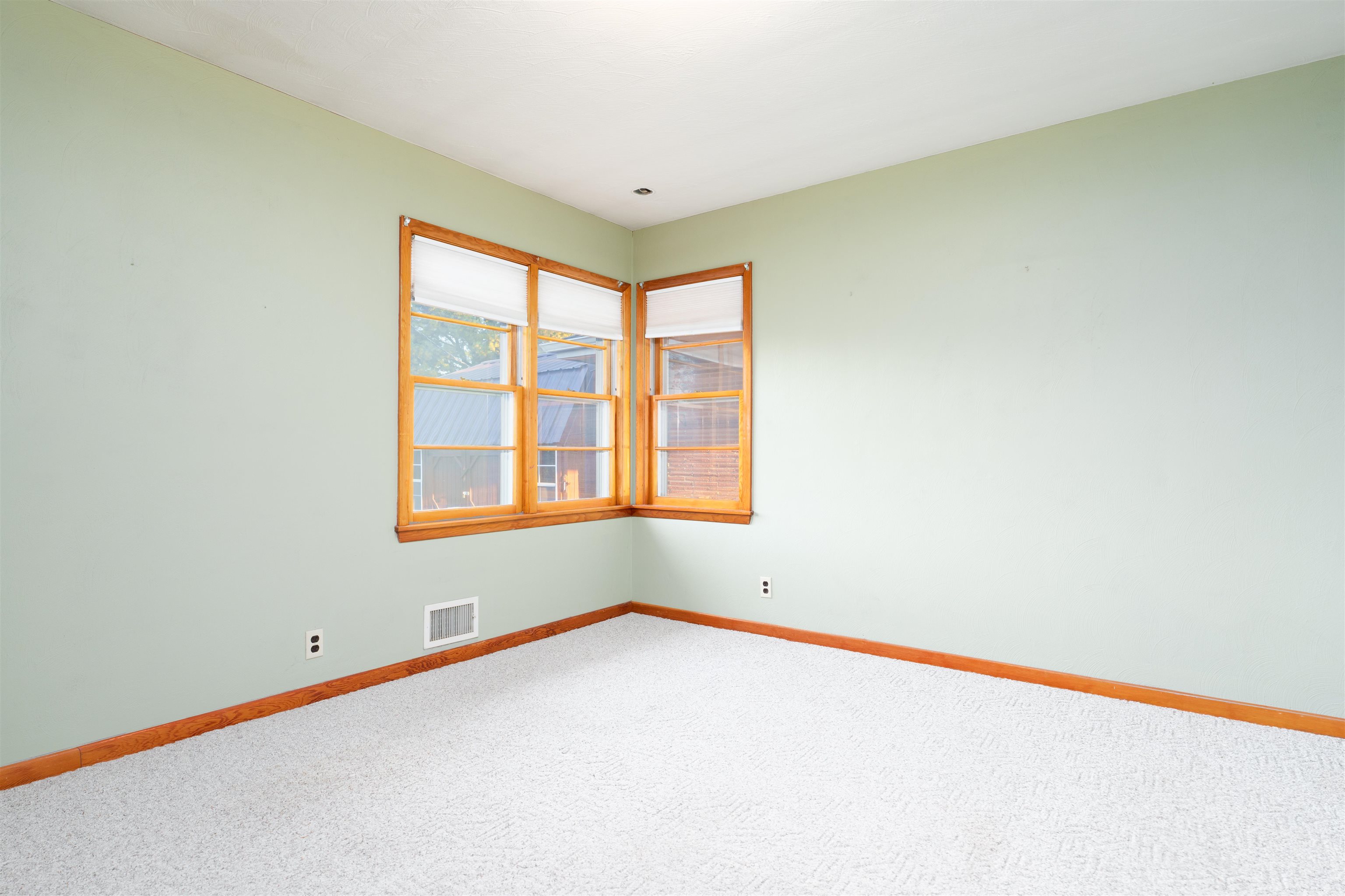 4941 Millers Mill Rd, Owensboro, Kentucky 42303, 3 Bedrooms Bedrooms, ,2 BathroomsBathrooms,Single Family Residence,For Sale,Millers Mill Rd,91025
