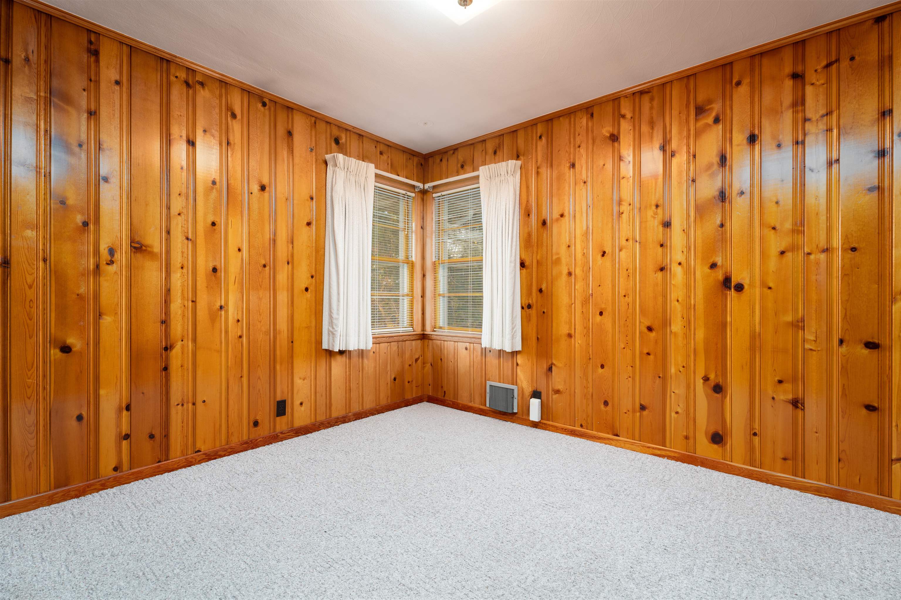 4941 Millers Mill Rd, Owensboro, Kentucky 42303, 3 Bedrooms Bedrooms, ,2 BathroomsBathrooms,Single Family Residence,For Sale,Millers Mill Rd,91025