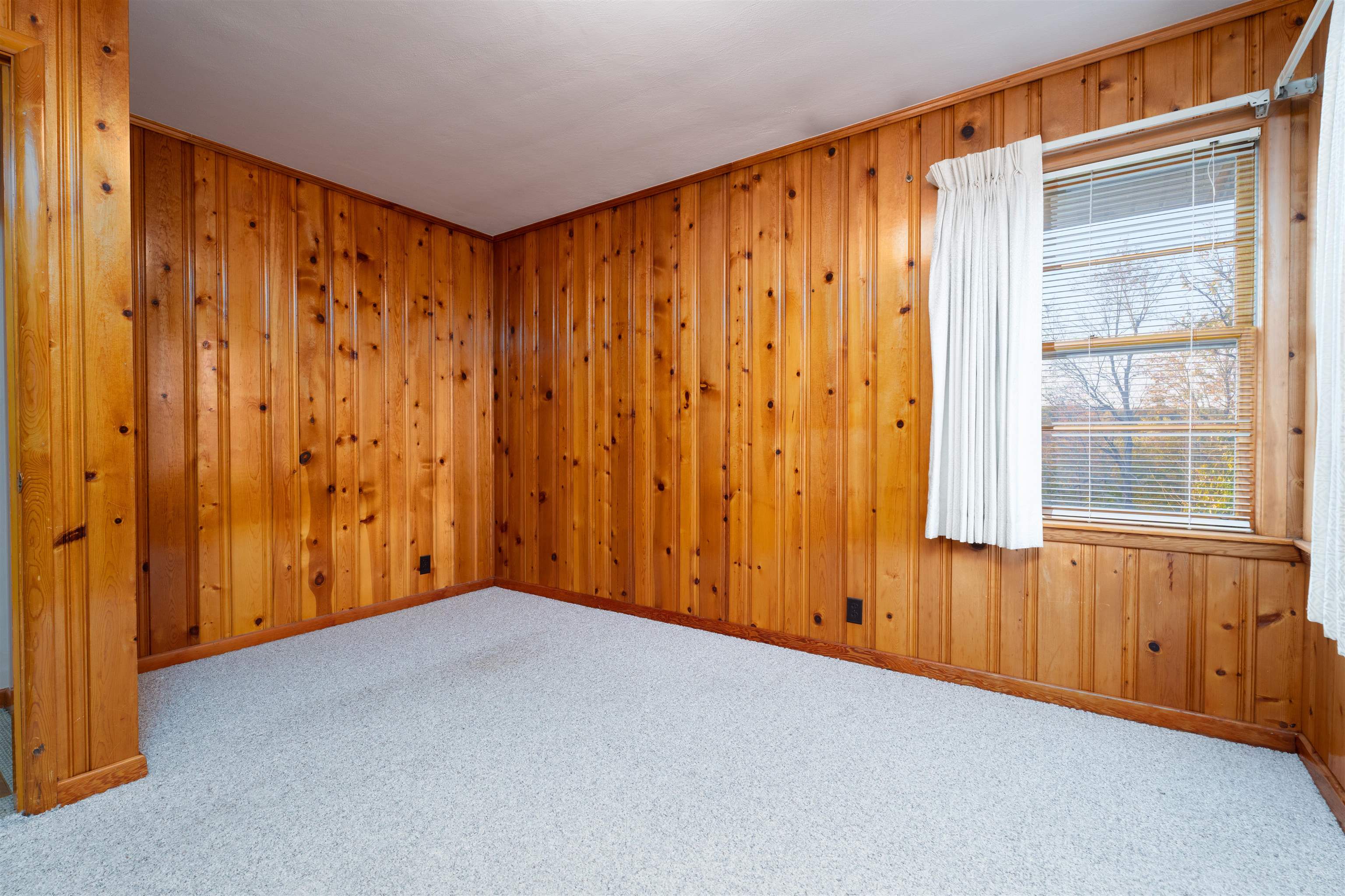 4941 Millers Mill Rd, Owensboro, Kentucky 42303, 3 Bedrooms Bedrooms, ,2 BathroomsBathrooms,Single Family Residence,For Sale,Millers Mill Rd,91025