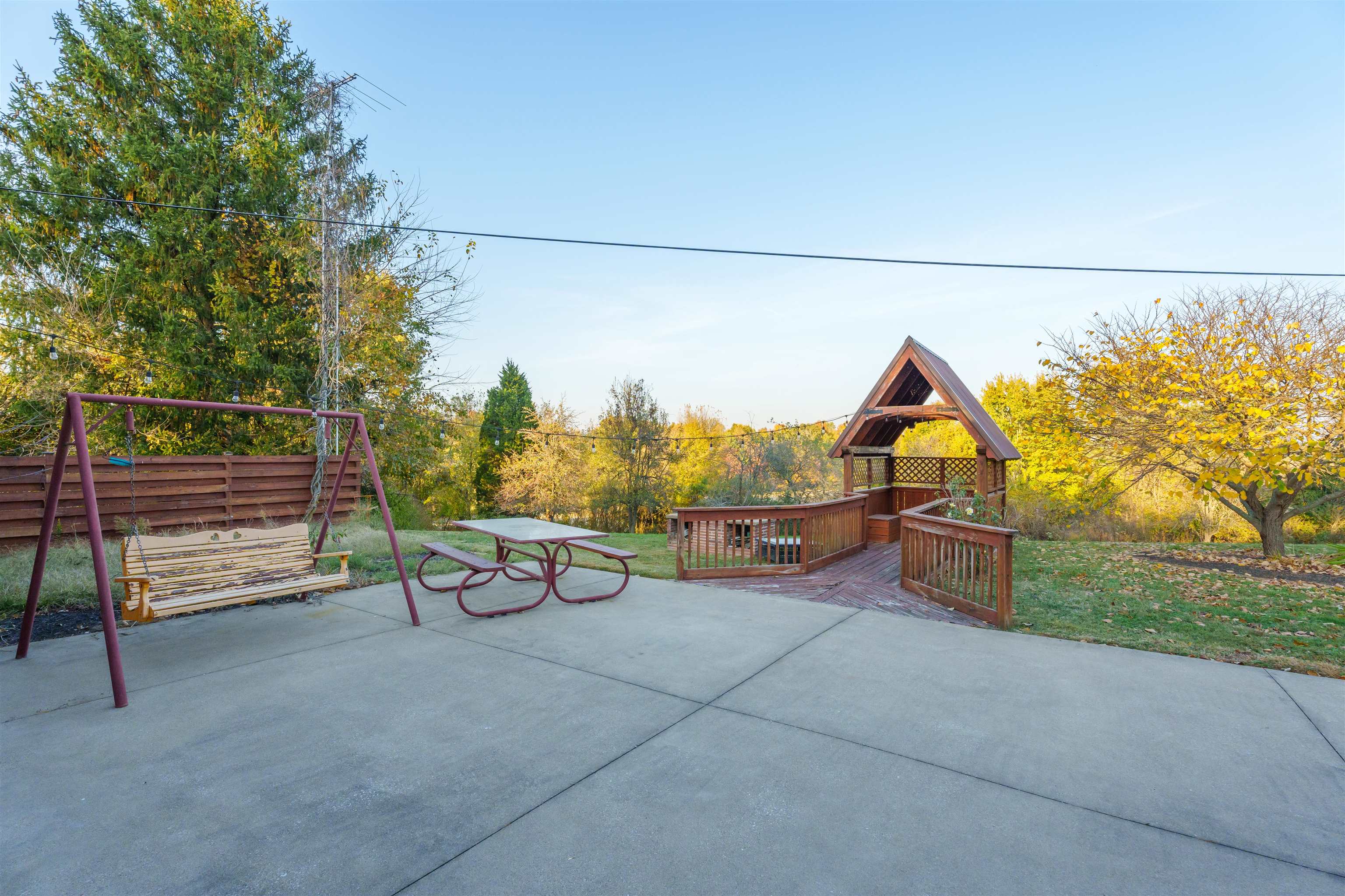 4941 Millers Mill Rd, Owensboro, Kentucky 42303, 3 Bedrooms Bedrooms, ,2 BathroomsBathrooms,Single Family Residence,For Sale,Millers Mill Rd,91025