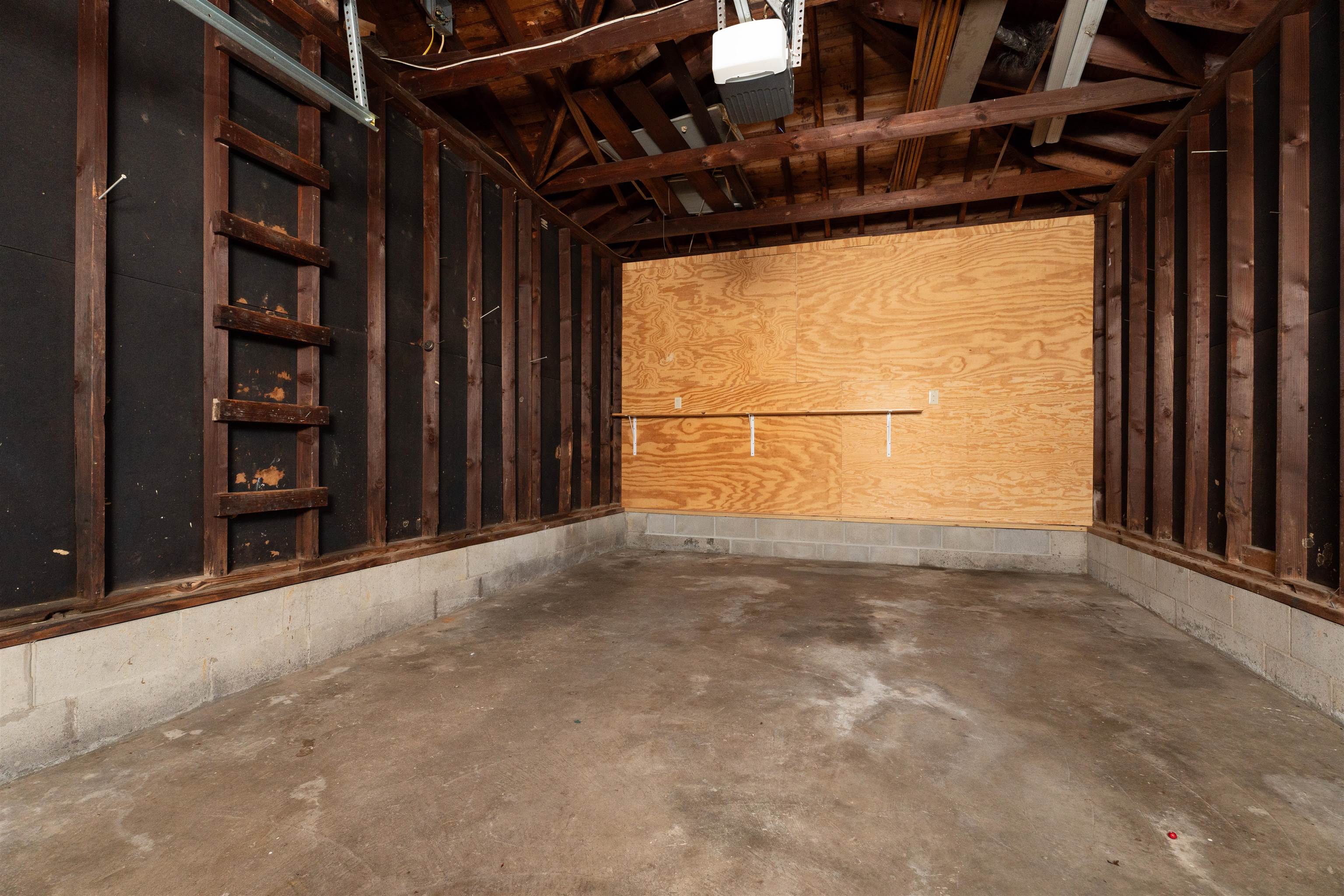 4941 Millers Mill Rd, Owensboro, Kentucky 42303, 3 Bedrooms Bedrooms, ,2 BathroomsBathrooms,Single Family Residence,For Sale,Millers Mill Rd,91025