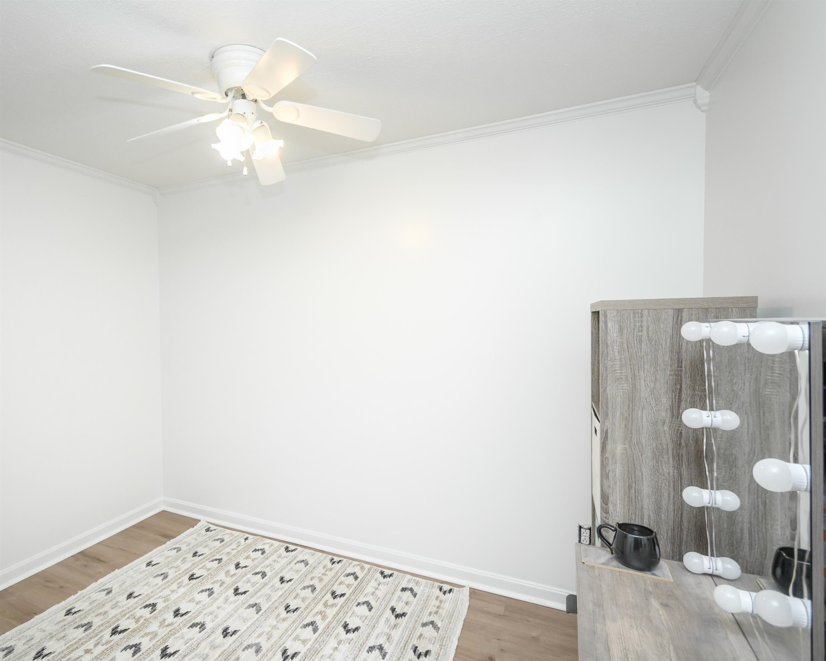 1615 Center St, Owensboro, Kentucky 42303, 2 Bedrooms Bedrooms, ,1 BathroomBathrooms,Single Family Residence,For Sale,Center St,91034
