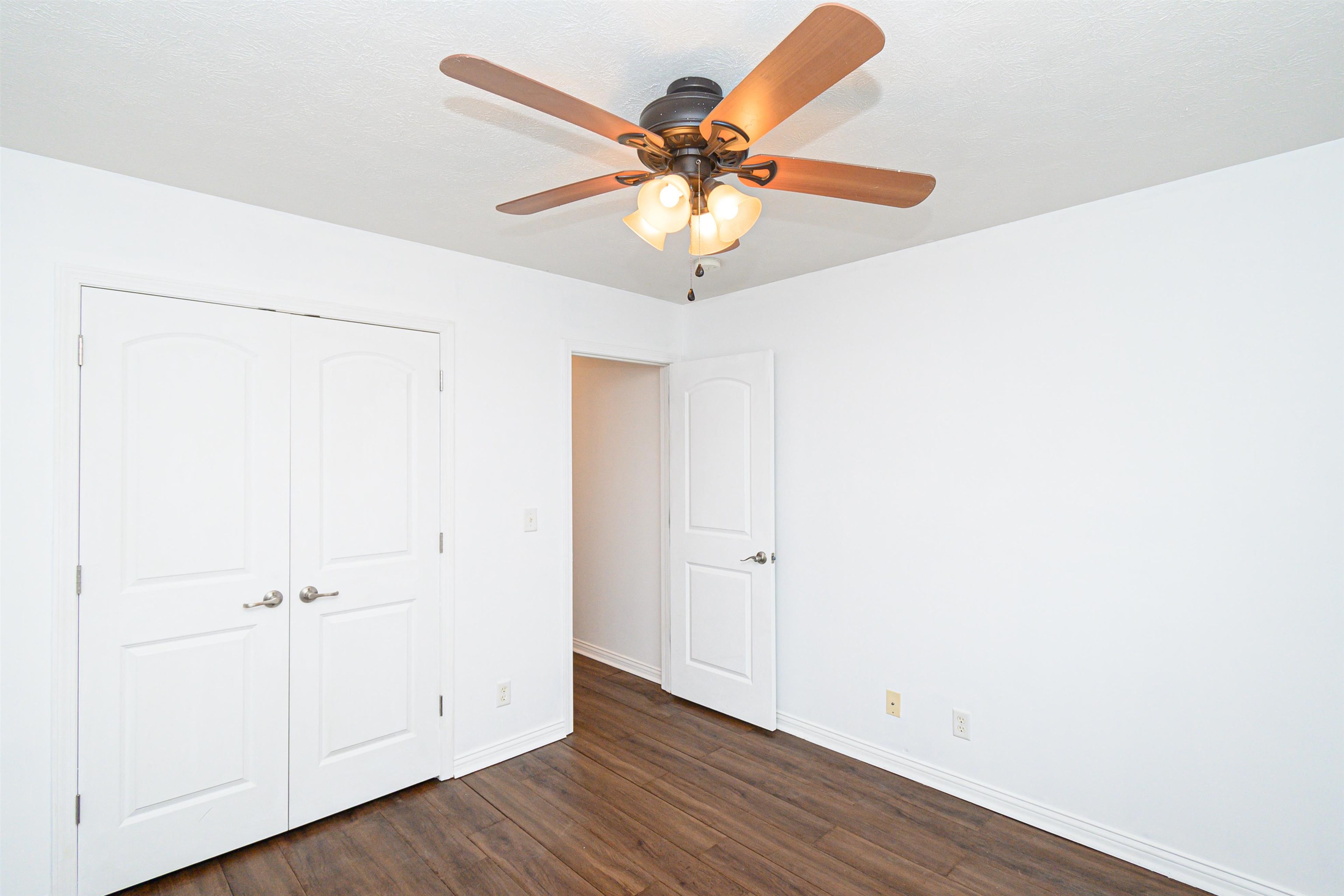 2834 Trails Way, Owensboro, Kentucky 42303, 3 Bedrooms Bedrooms, ,2 BathroomsBathrooms,Single Family Residence,For Sale,Trails Way,91035