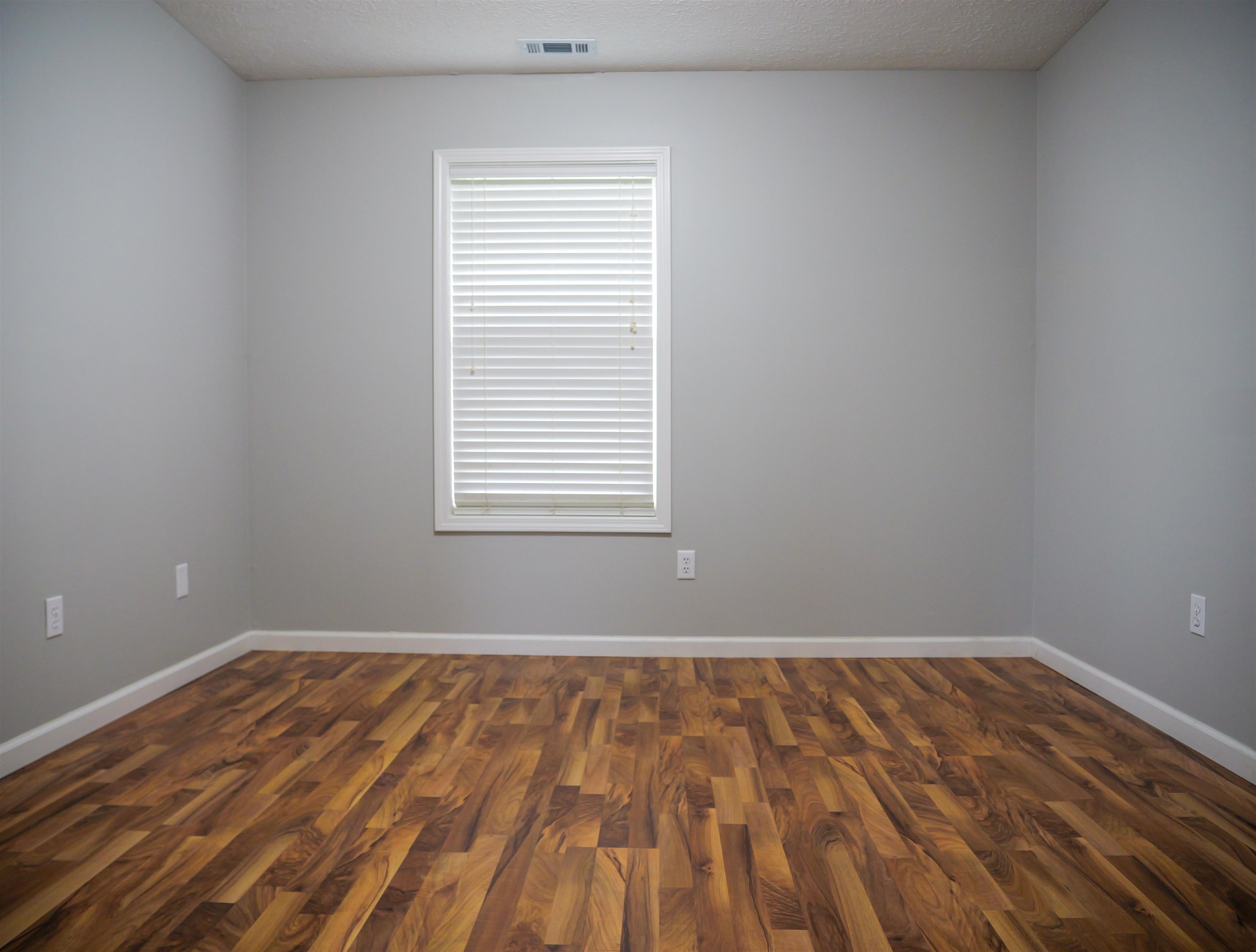 2218 Crossing Pointe, Owensboro, Kentucky 42303, 3 Bedrooms Bedrooms, ,2 BathroomsBathrooms,Single Family Residence,For Sale,Crossing Pointe,91040