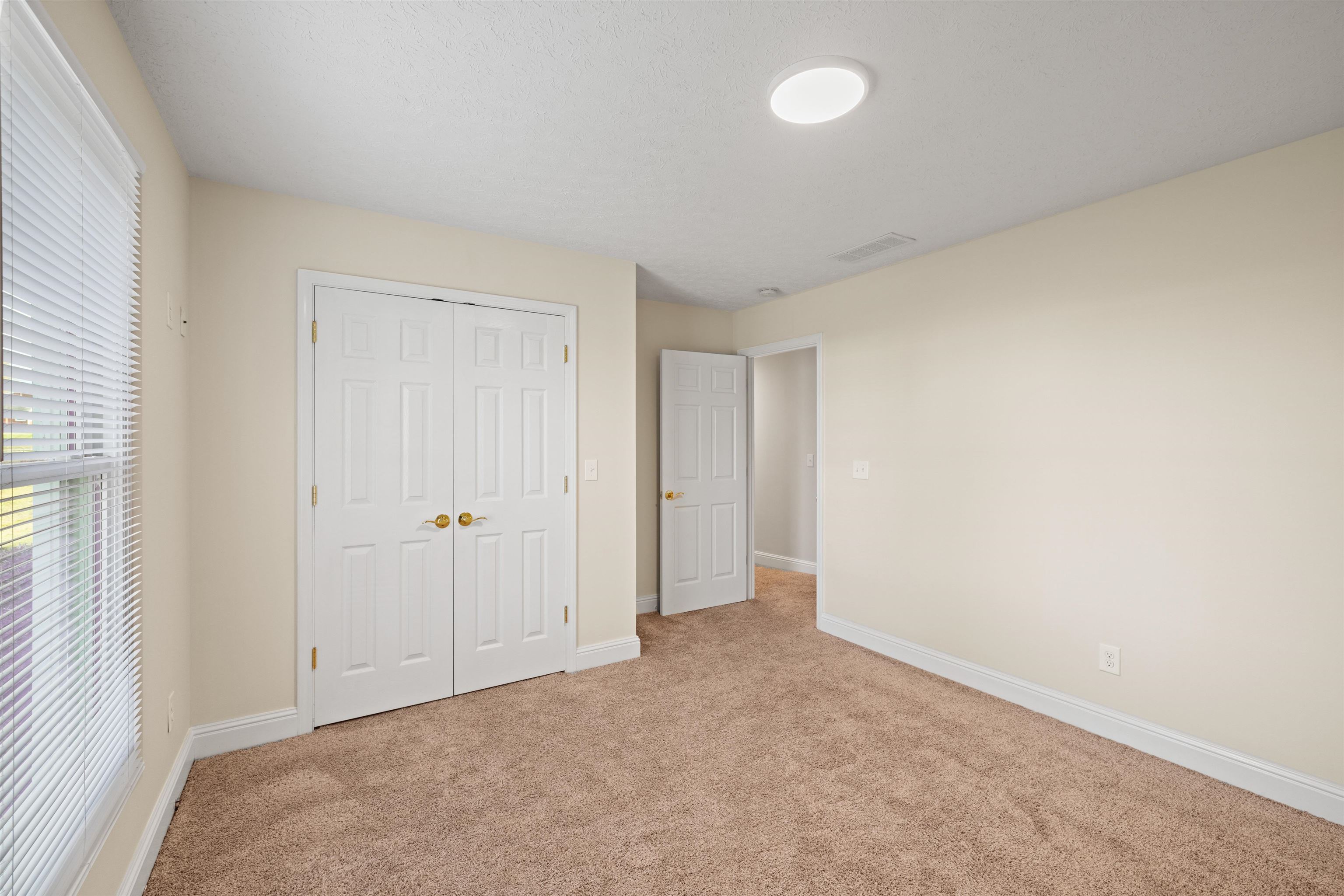316 Dean Ct, Owensboro, Kentucky 42303, 3 Bedrooms Bedrooms, ,2 BathroomsBathrooms,Single Family Residence,For Sale,Dean Ct,91049