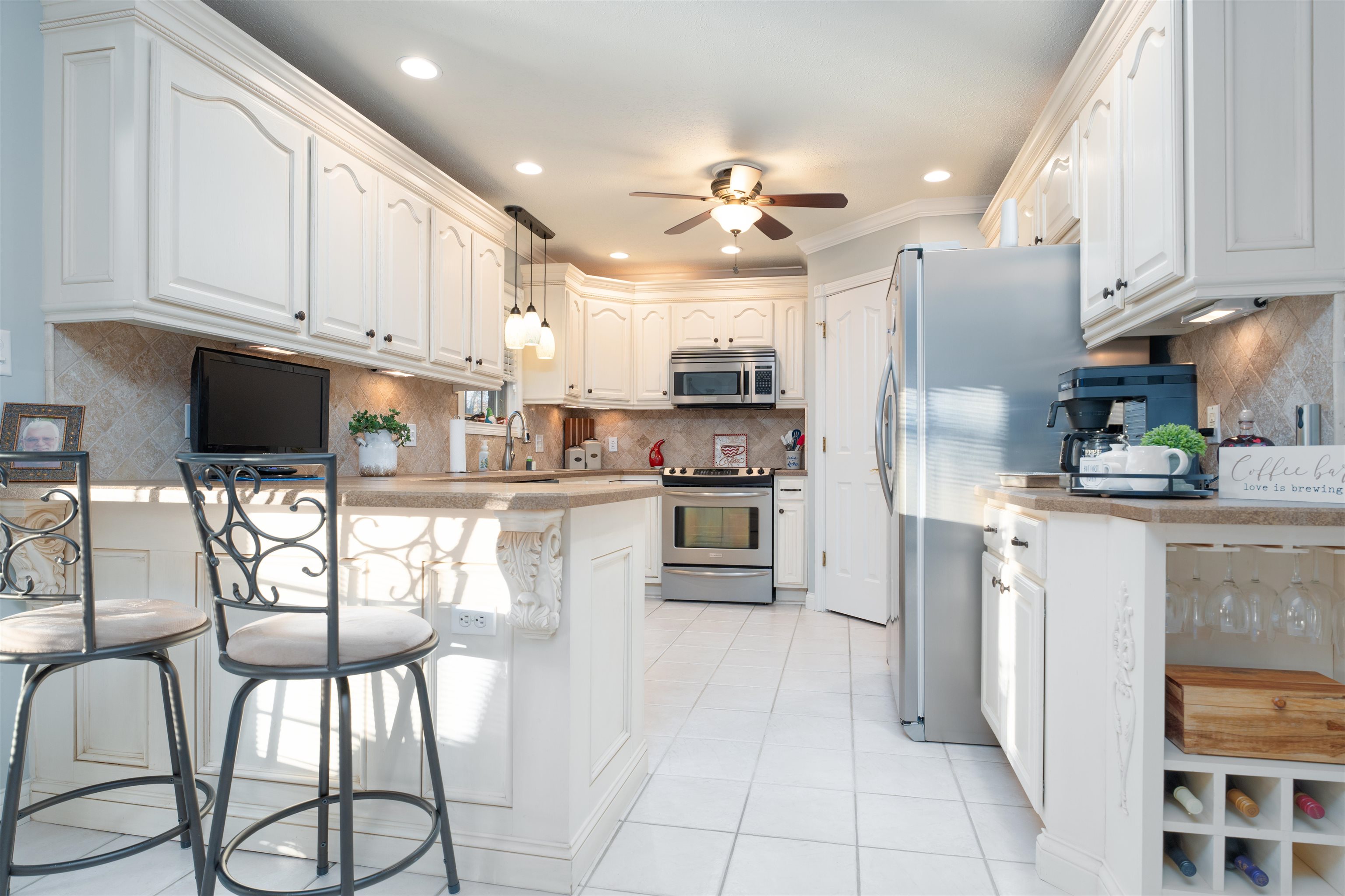 4721 Pecan Ridge Ct, Owensboro, Kentucky 42301, 4 Bedrooms Bedrooms, ,2 BathroomsBathrooms,Single Family Residence,For Sale,Pecan Ridge Ct,91050