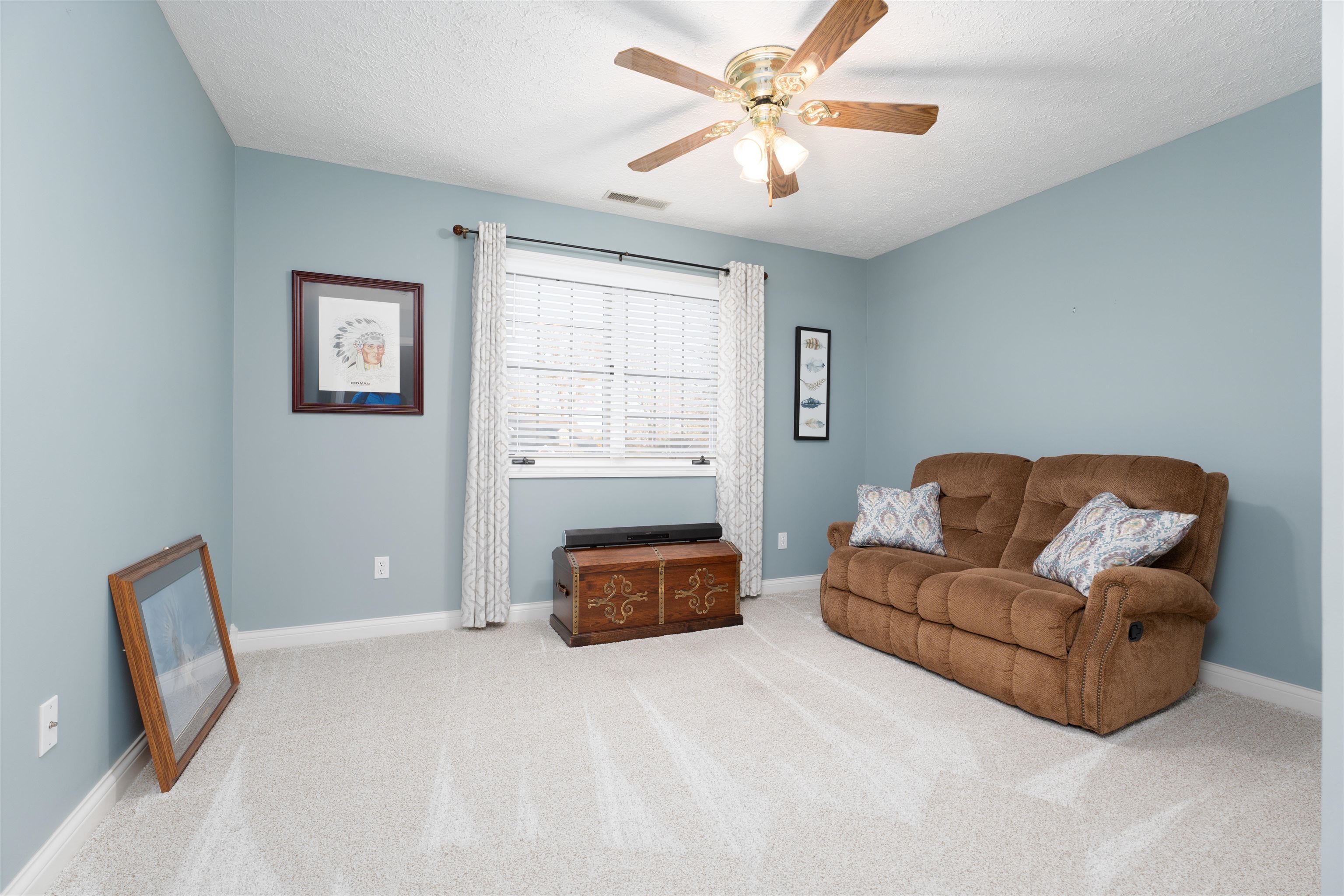 4721 Pecan Ridge Ct, Owensboro, Kentucky 42301, 4 Bedrooms Bedrooms, ,2 BathroomsBathrooms,Single Family Residence,For Sale,Pecan Ridge Ct,91050