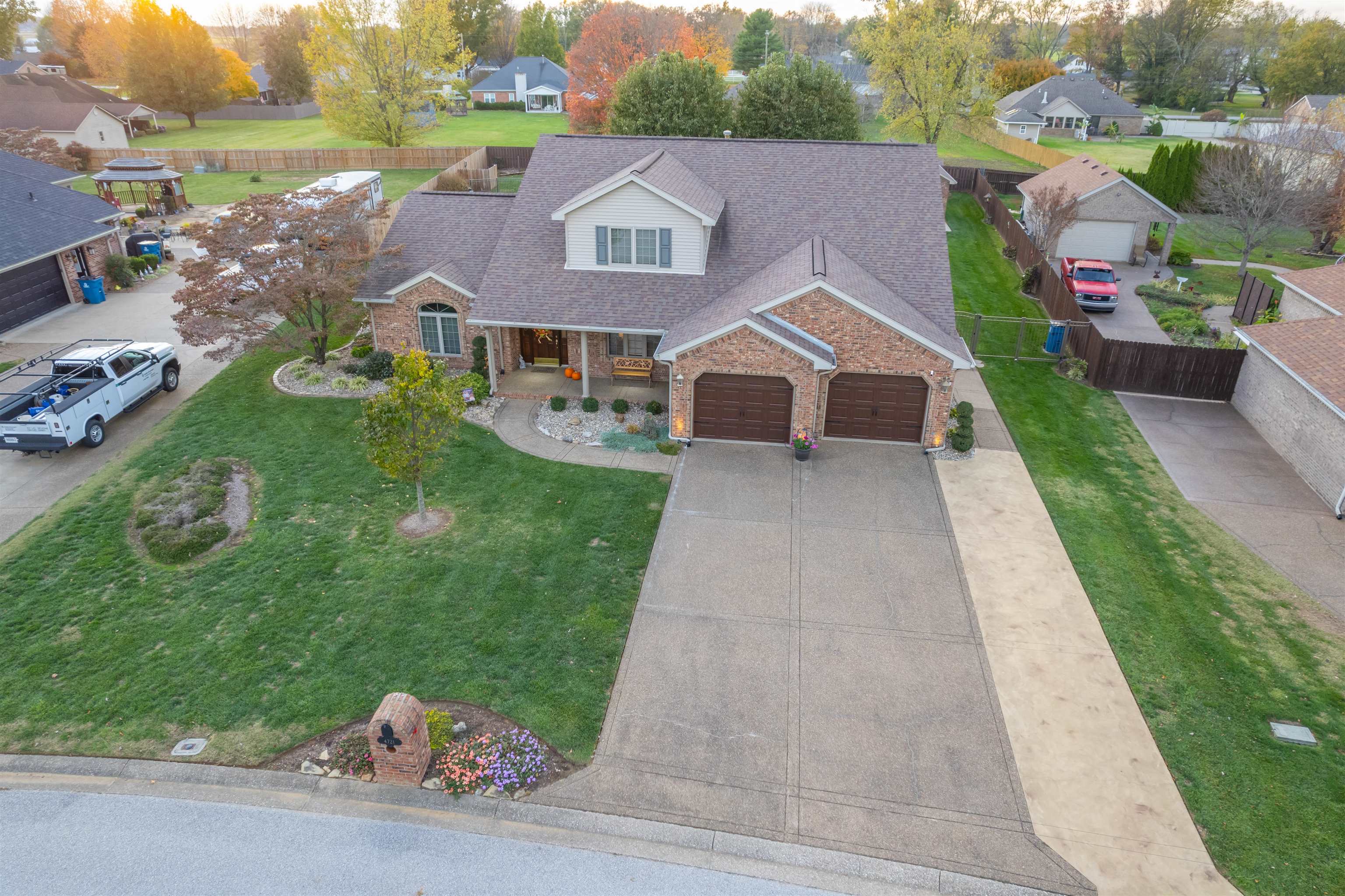 4721 Pecan Ridge Ct, Owensboro, Kentucky 42301, 4 Bedrooms Bedrooms, ,2 BathroomsBathrooms,Single Family Residence,For Sale,Pecan Ridge Ct,91050